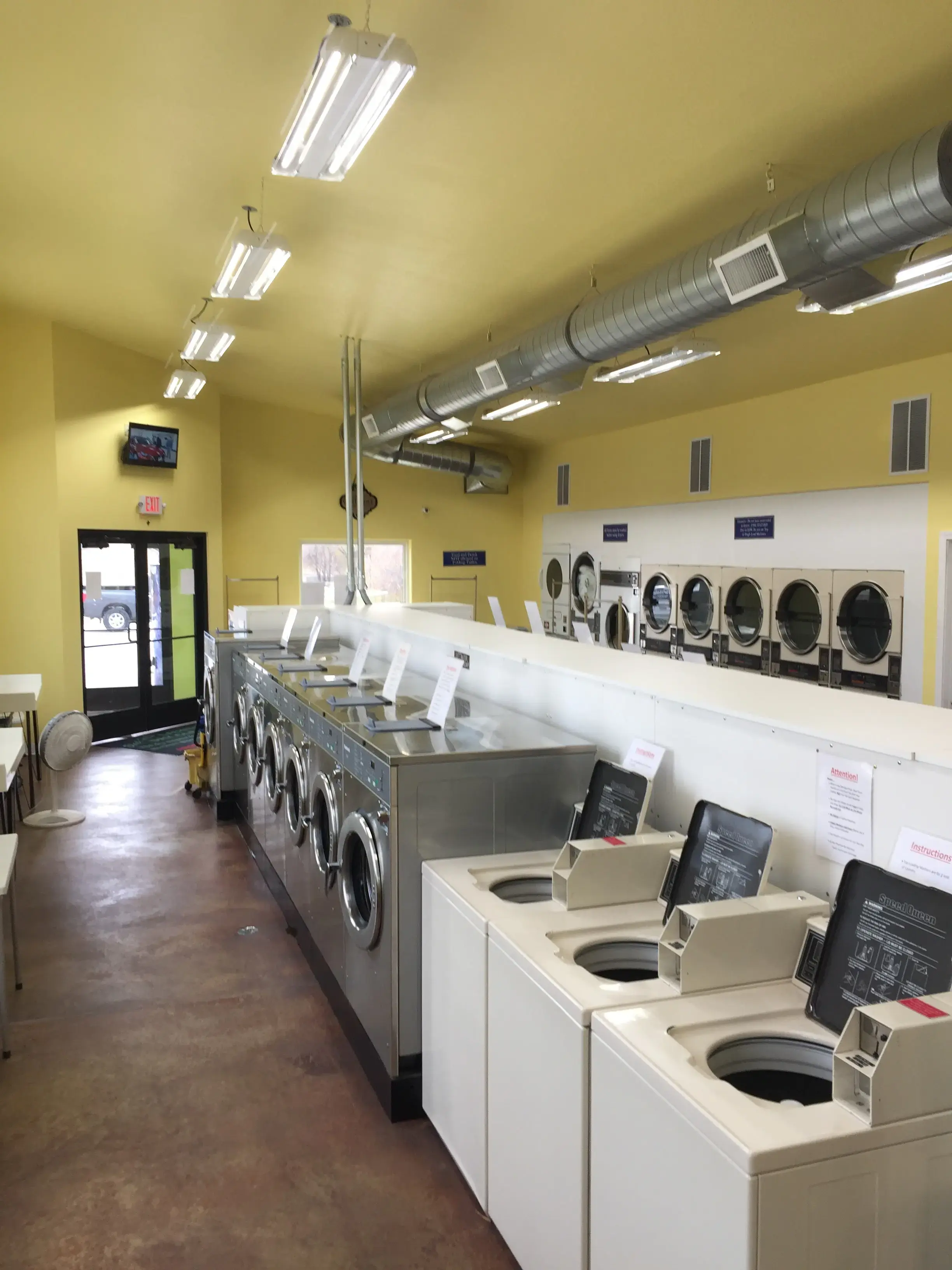 Sturgis Laundry and Dry Cleaning thumbnail 2
