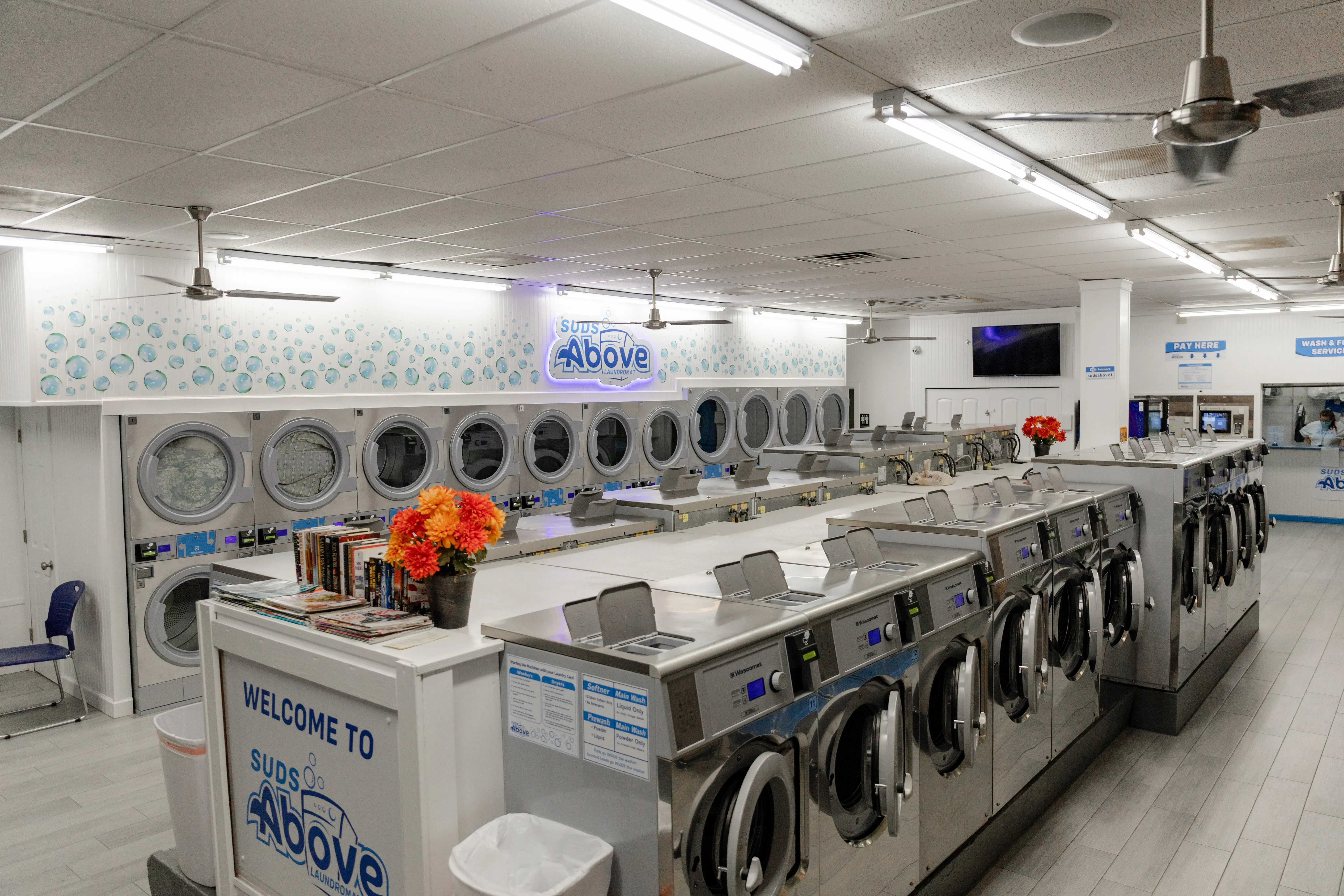 Suds Above Laundromat (Clean Quarters) thumbnail 1
