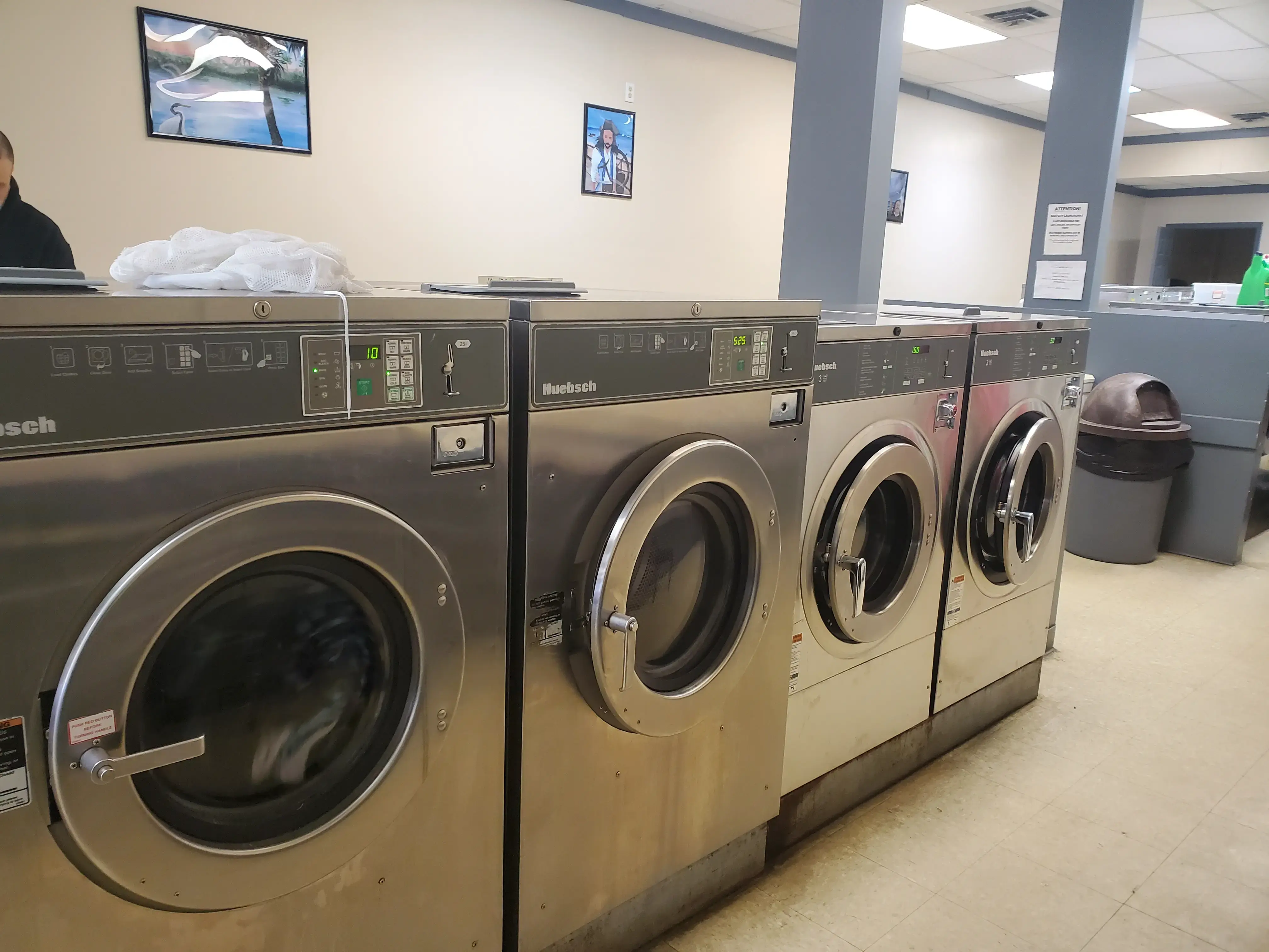 suds city laundromat - Image 10