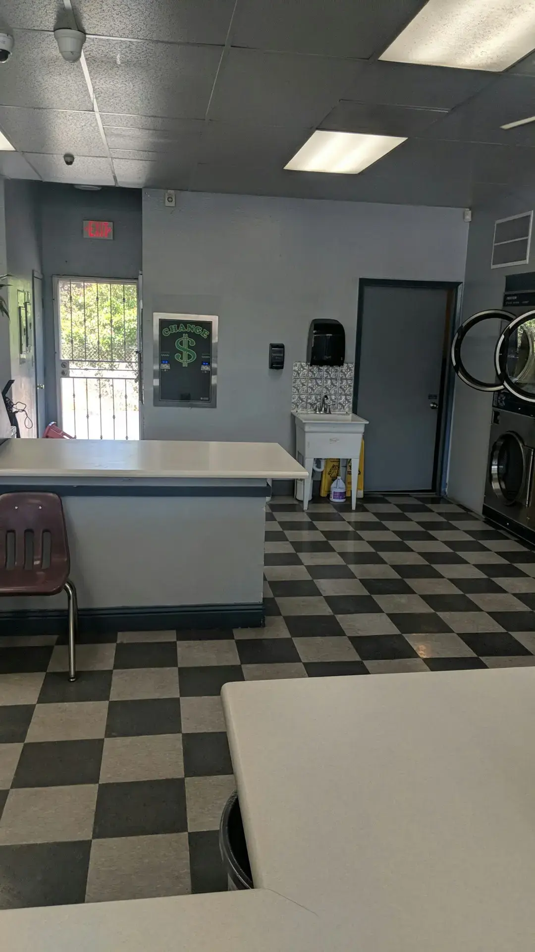 Suds City Laundry thumbnail 4