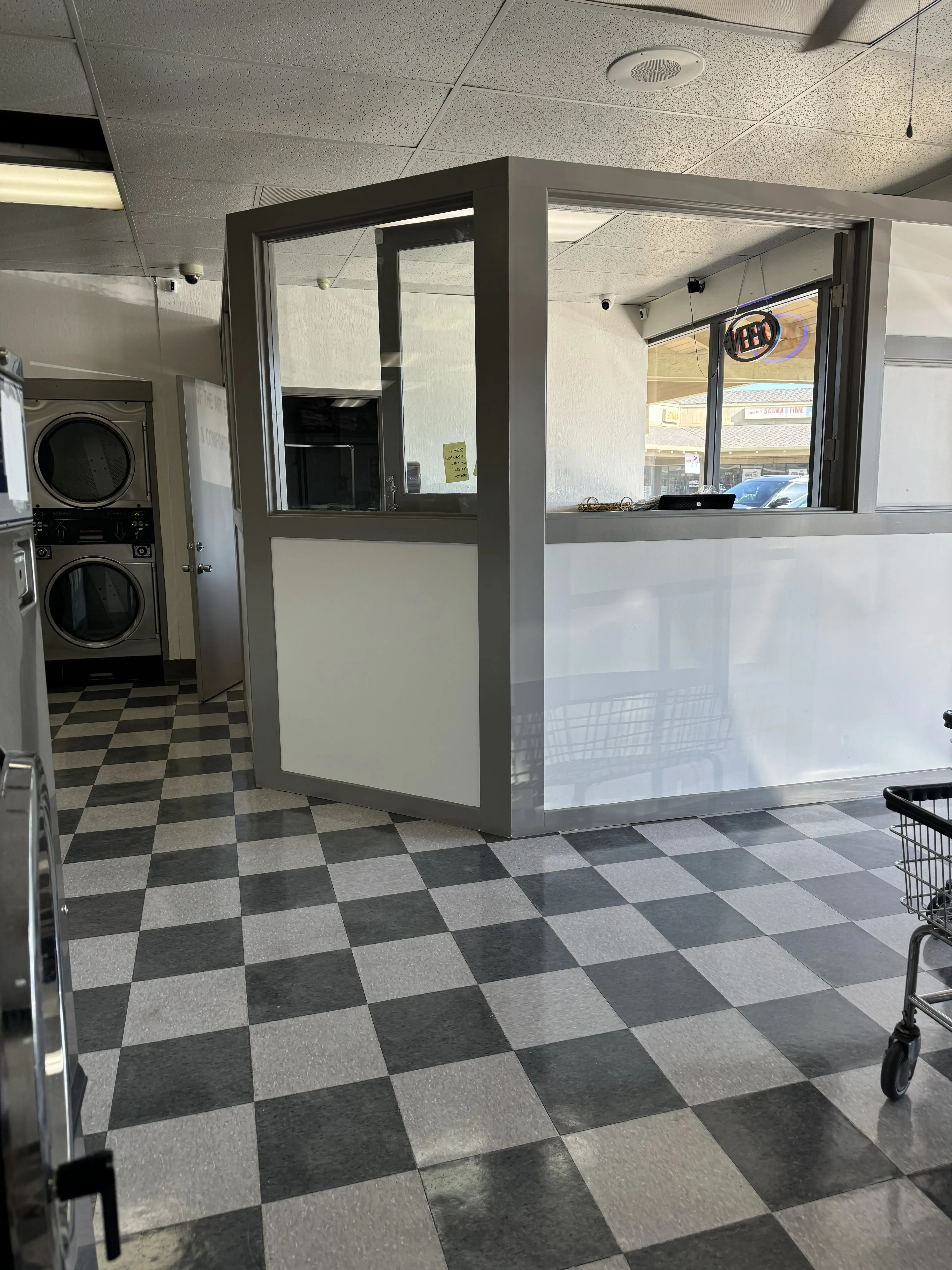 Suds City Laundry - Image 10