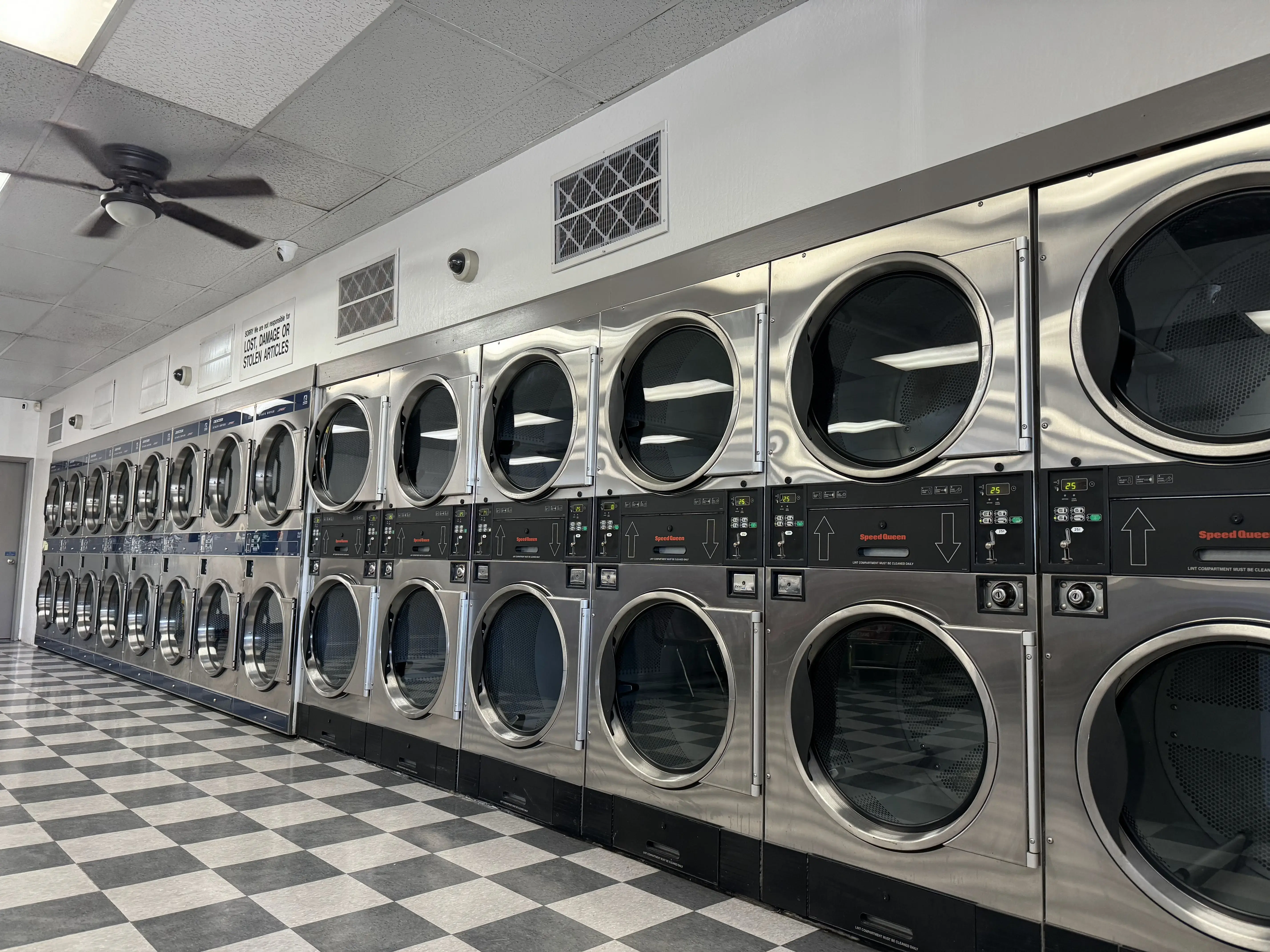 Suds City Laundry thumbnail 2