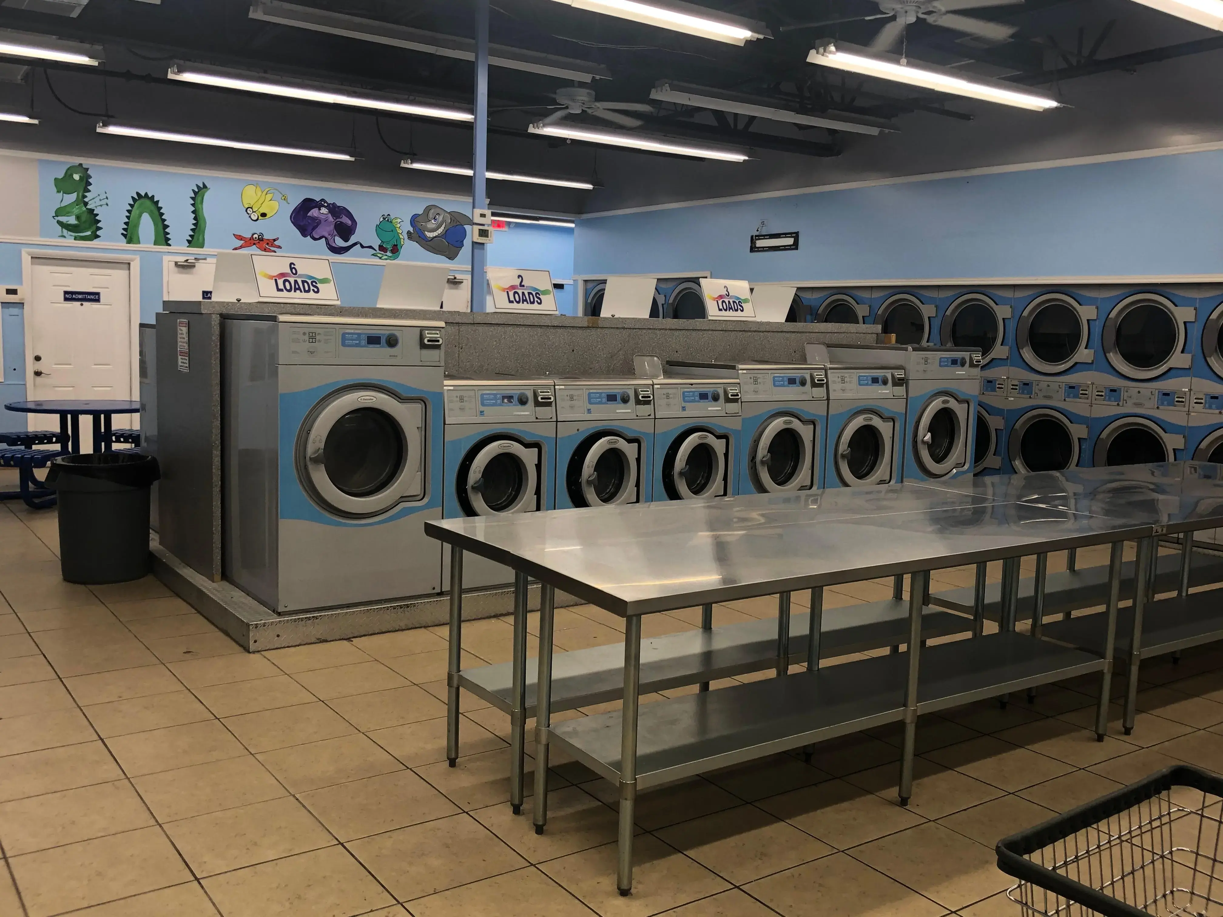 Suds Club Laundromat + Dry Cleaners thumbnail 2