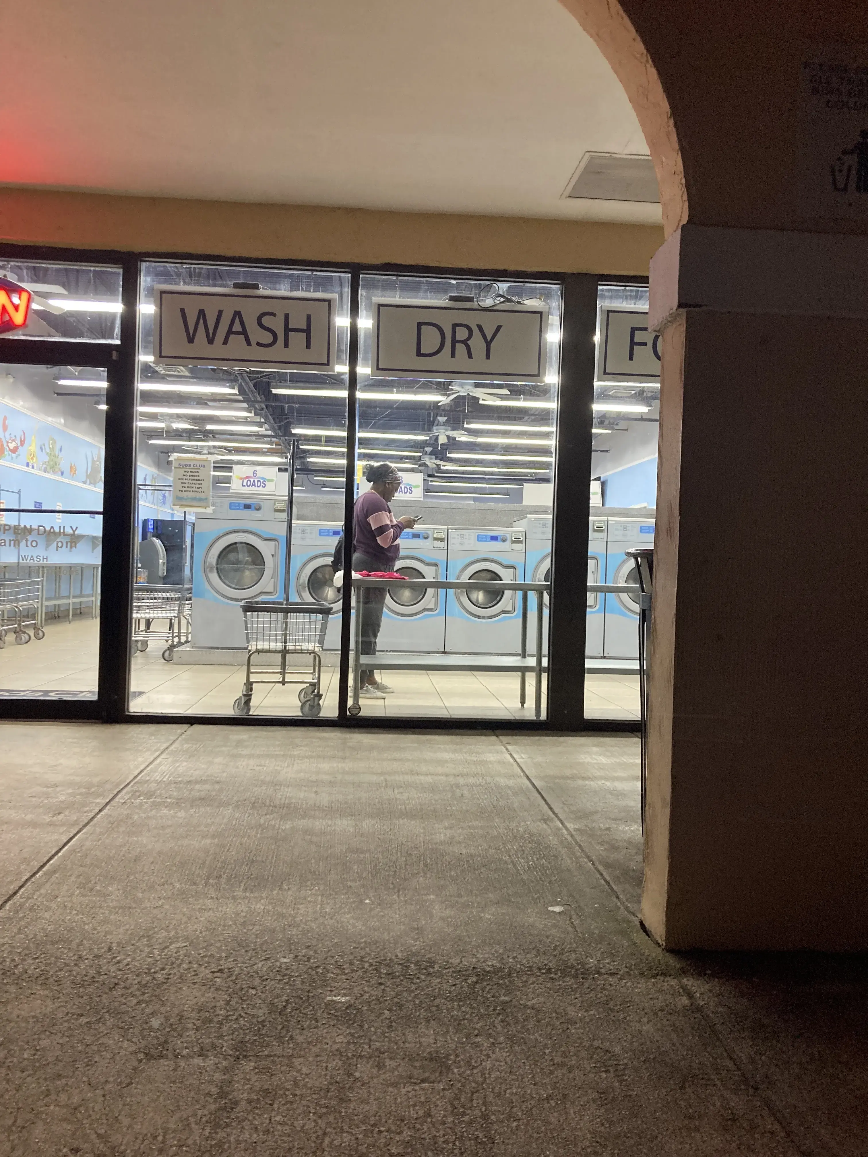 Suds Club Laundromat + Dry Cleaners - Image 11