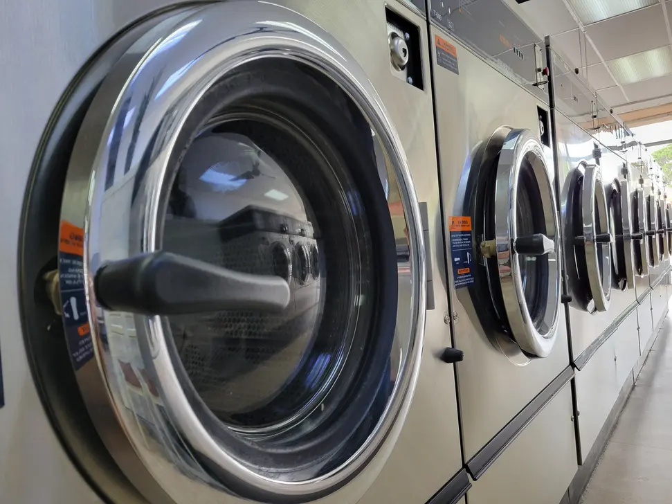 Suds & Fold Laundromat thumbnail 3