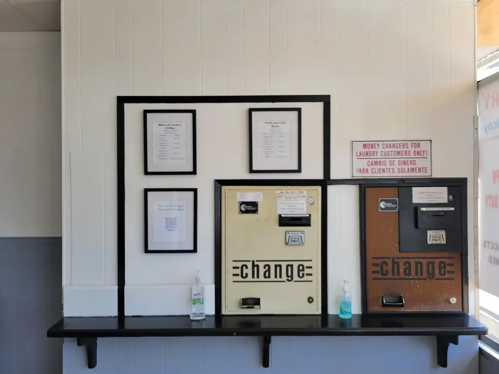 Suds & Fold Laundromat - Image 9