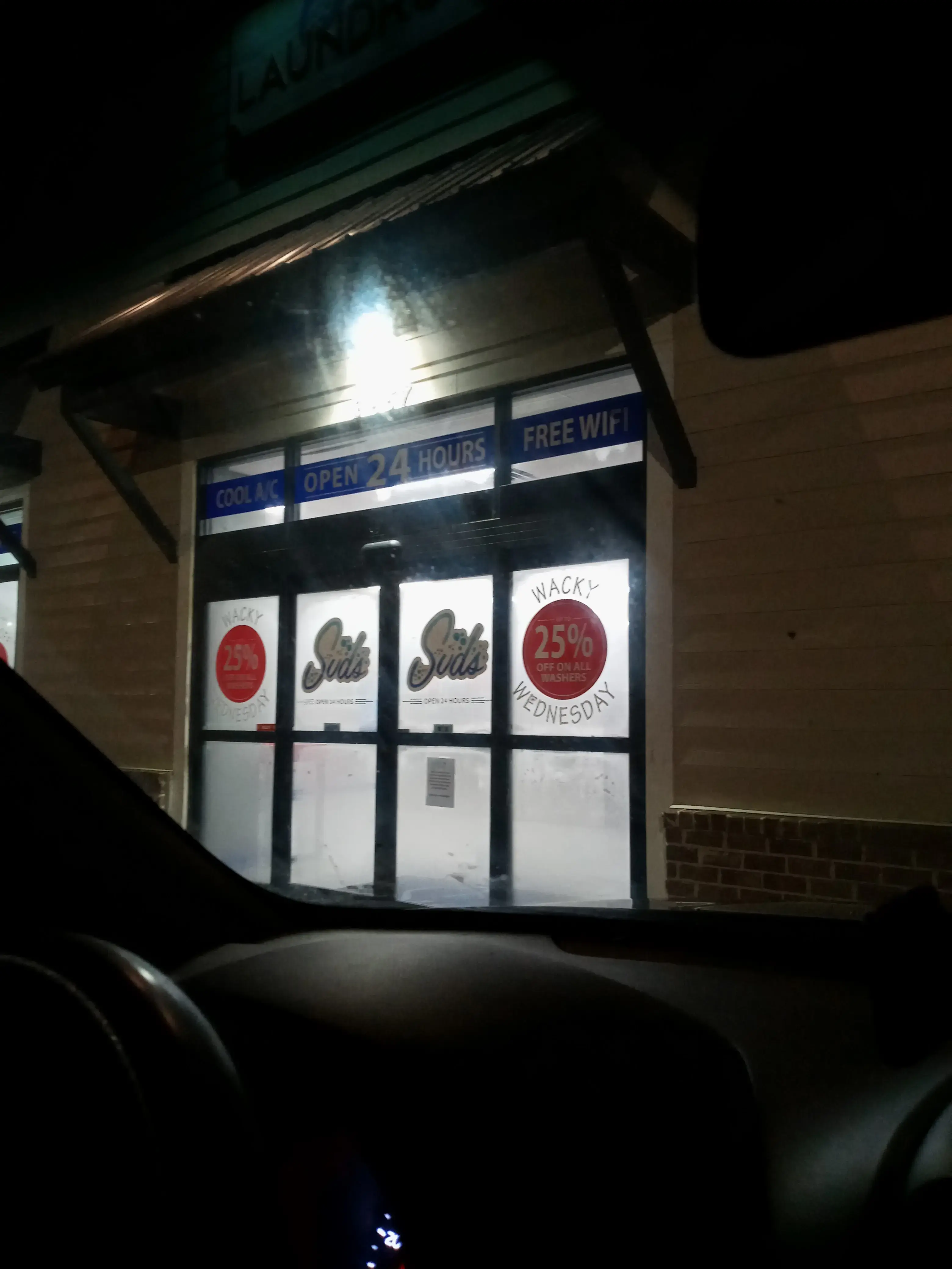 Suds Laundromat - Richmond Hill thumbnail 20