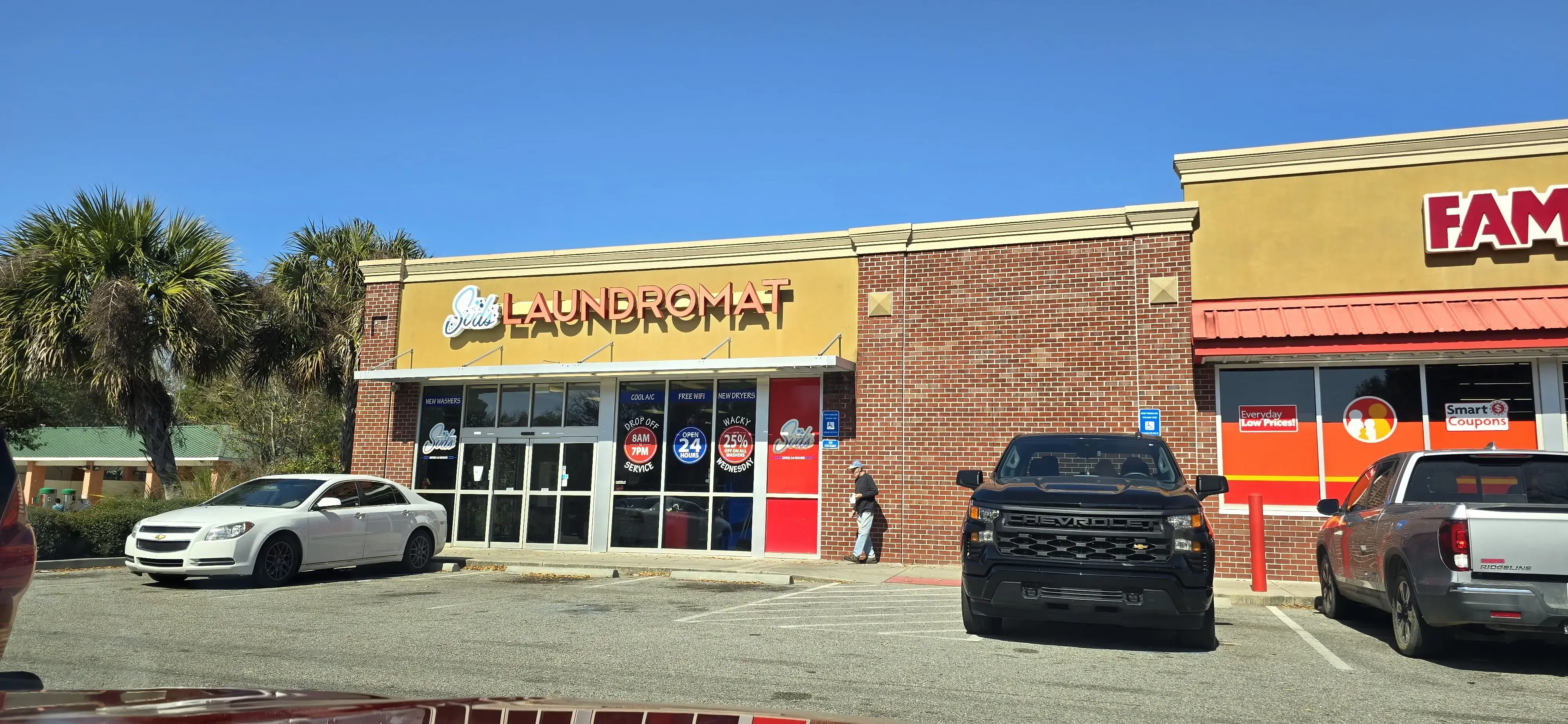 Suds Laundromat - Savannah thumbnail 3