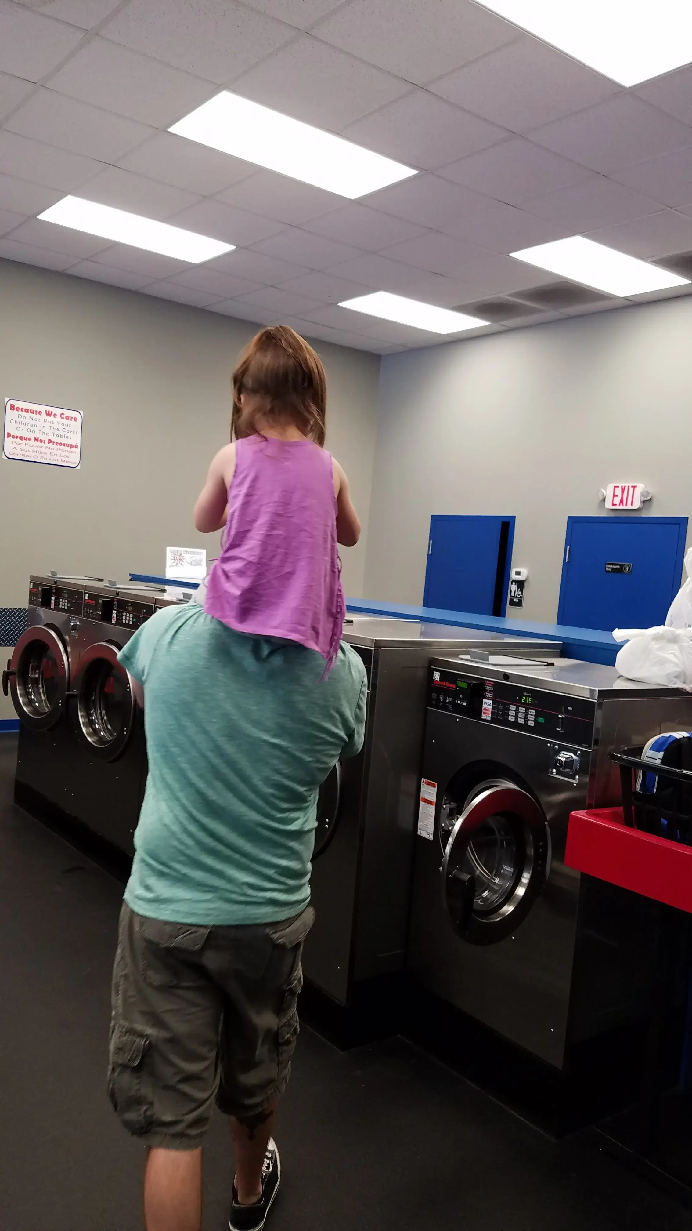 Suds Laundromat - Savannah thumbnail 14