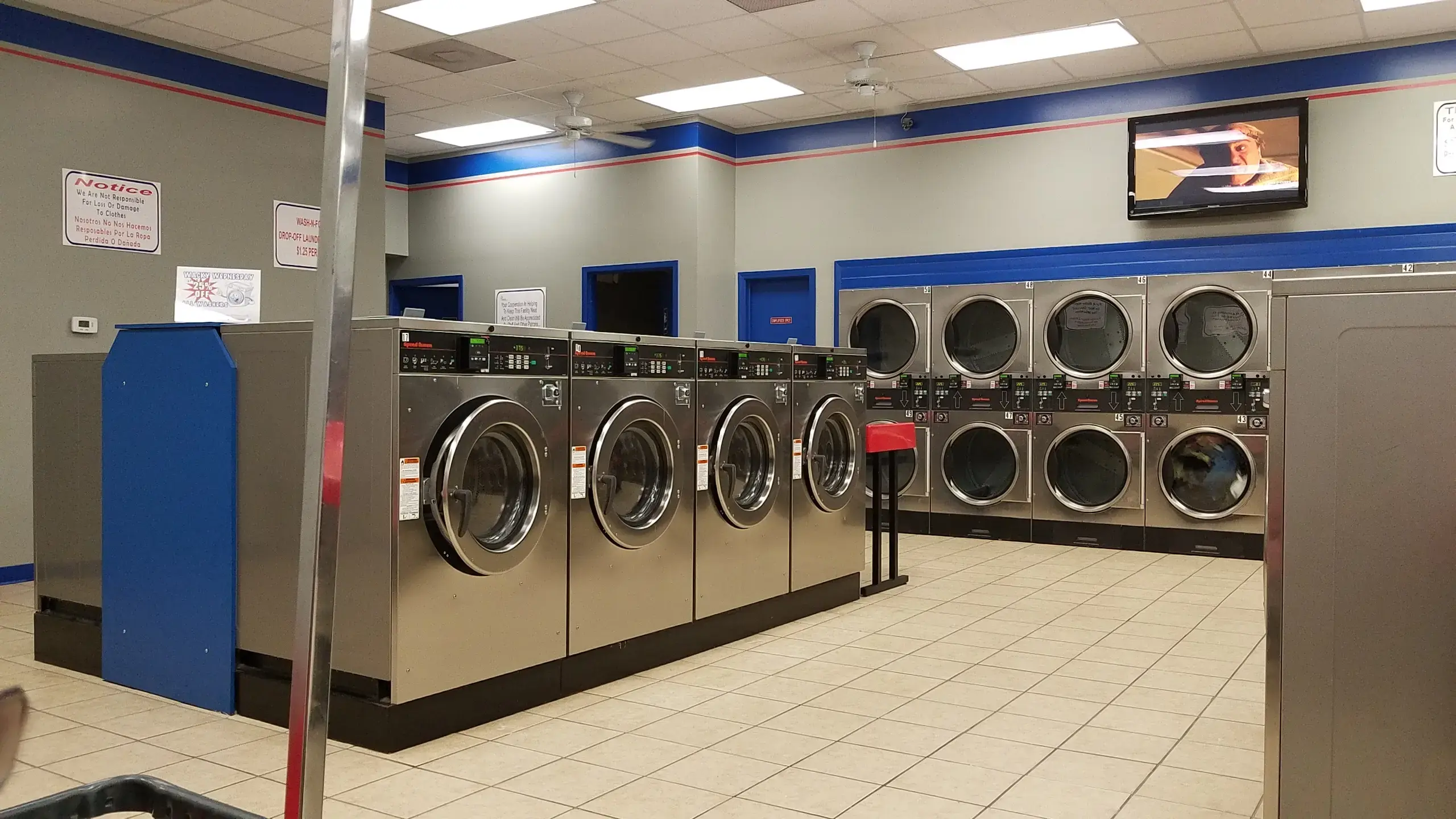 Suds Laundromat - Image 15