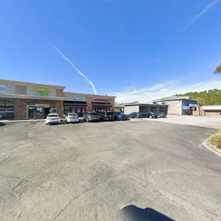 Suds Laundromat thumbnail 20