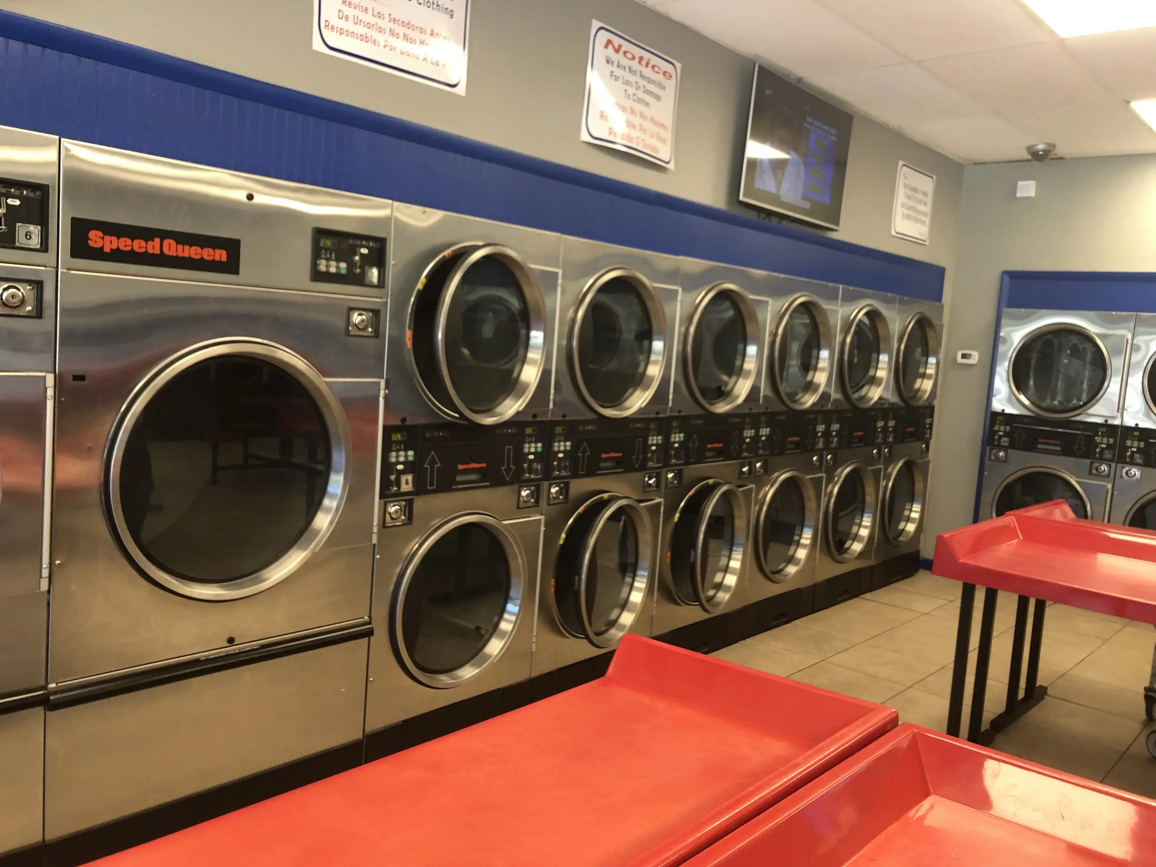 Suds Laundromat - Image 10