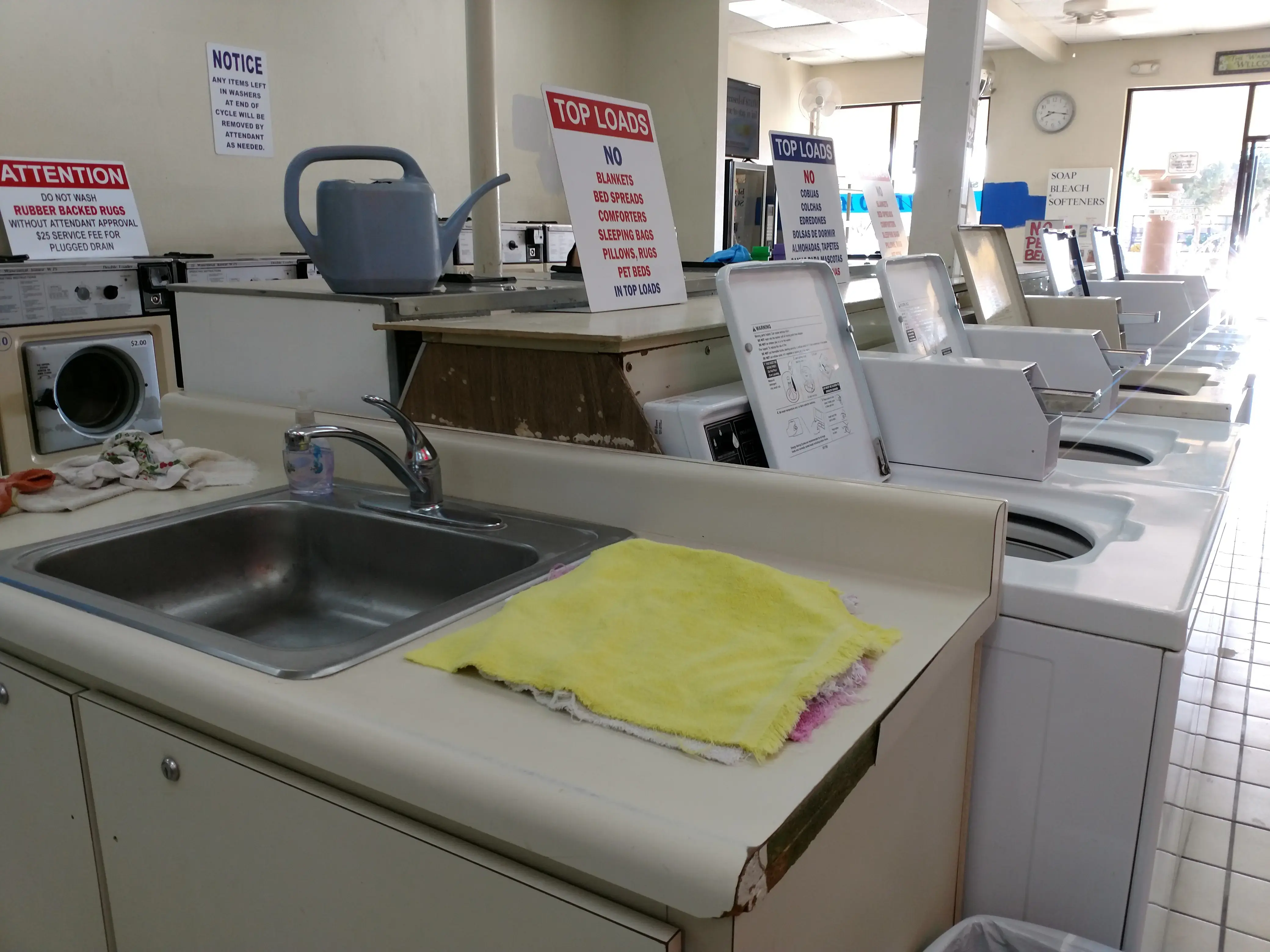 Sud's Laundromat - Image 9