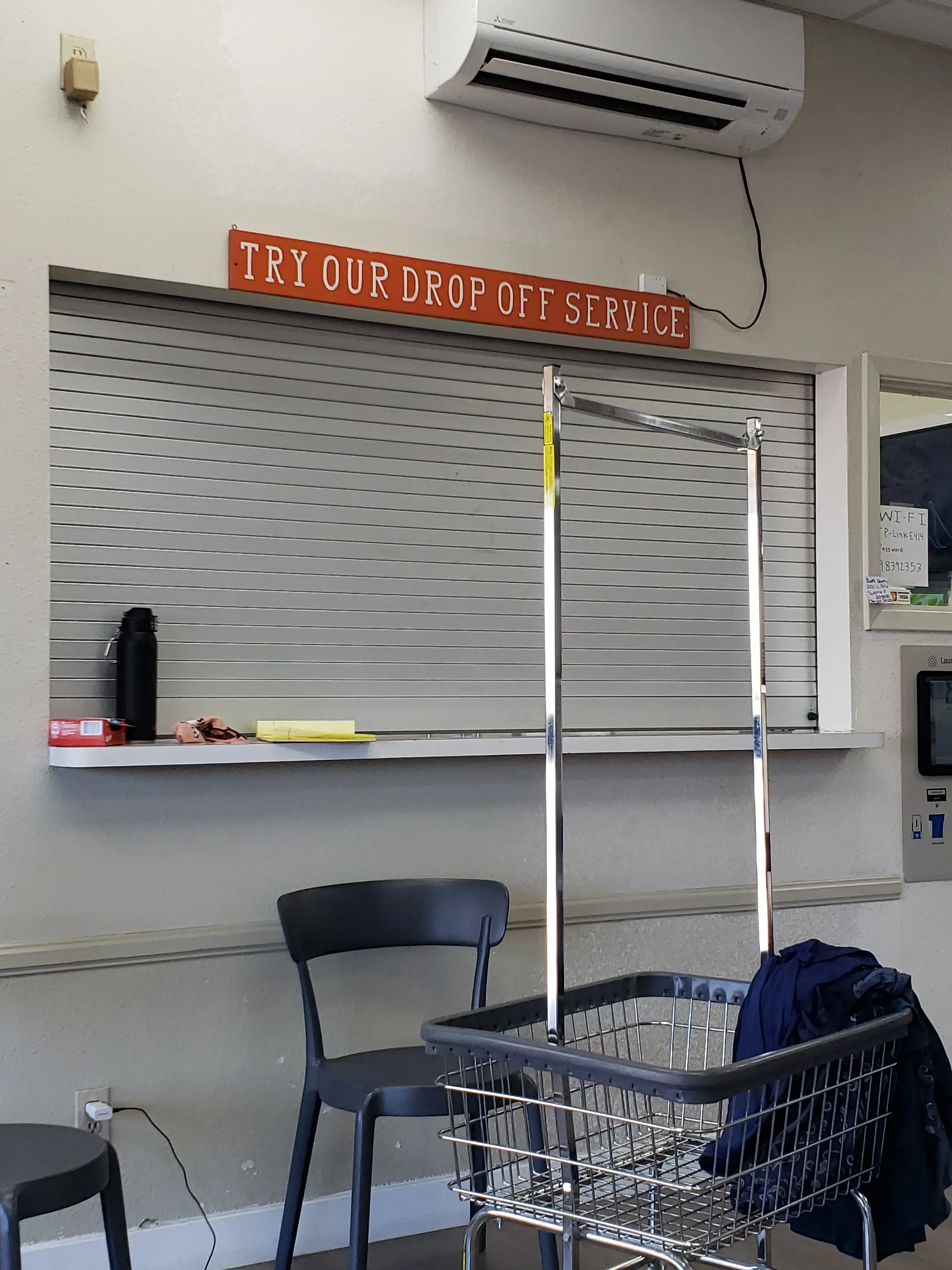 Sud's Laundromat - Image 13