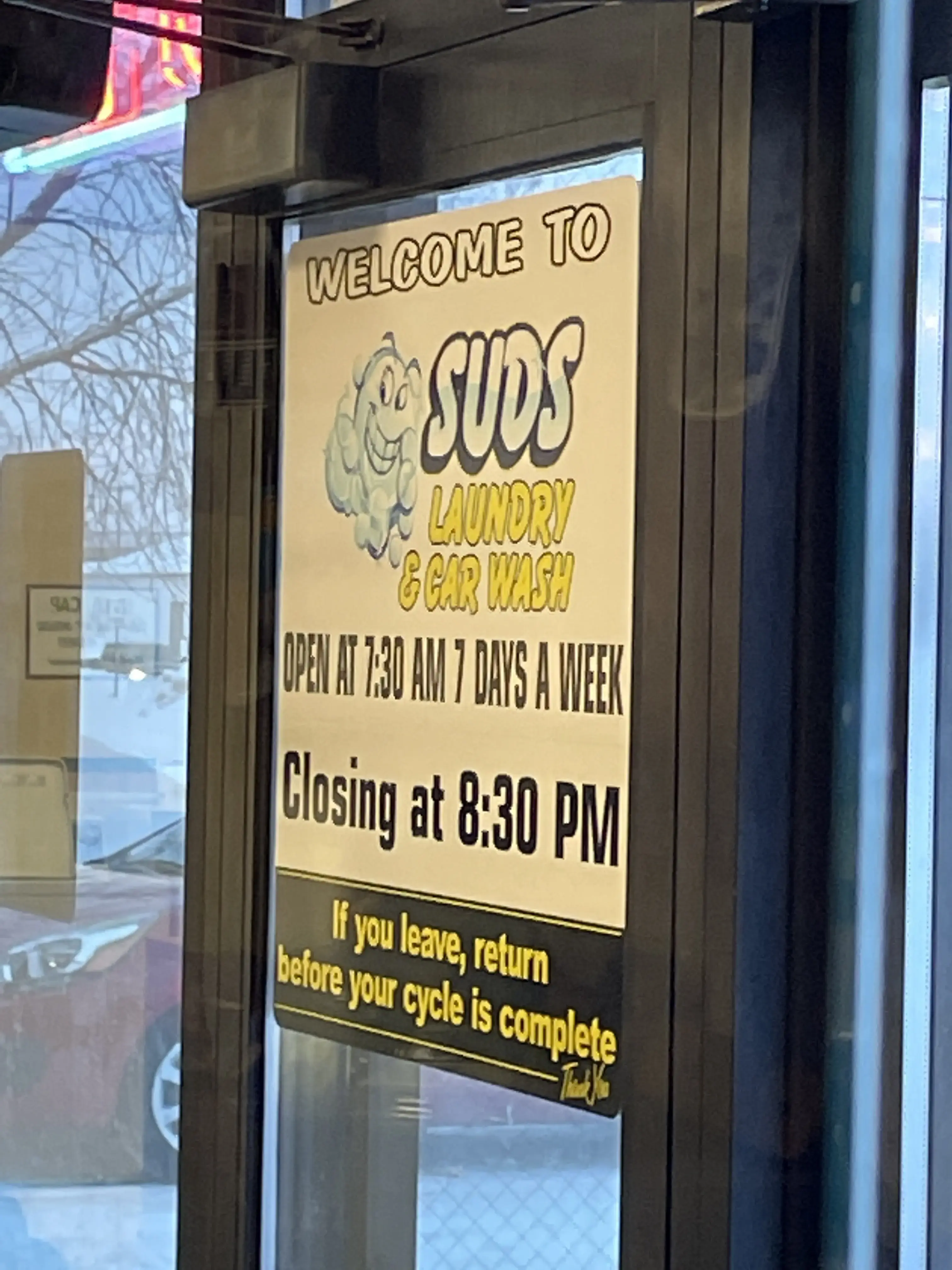 Suds Laundry & Car Wash thumbnail 18