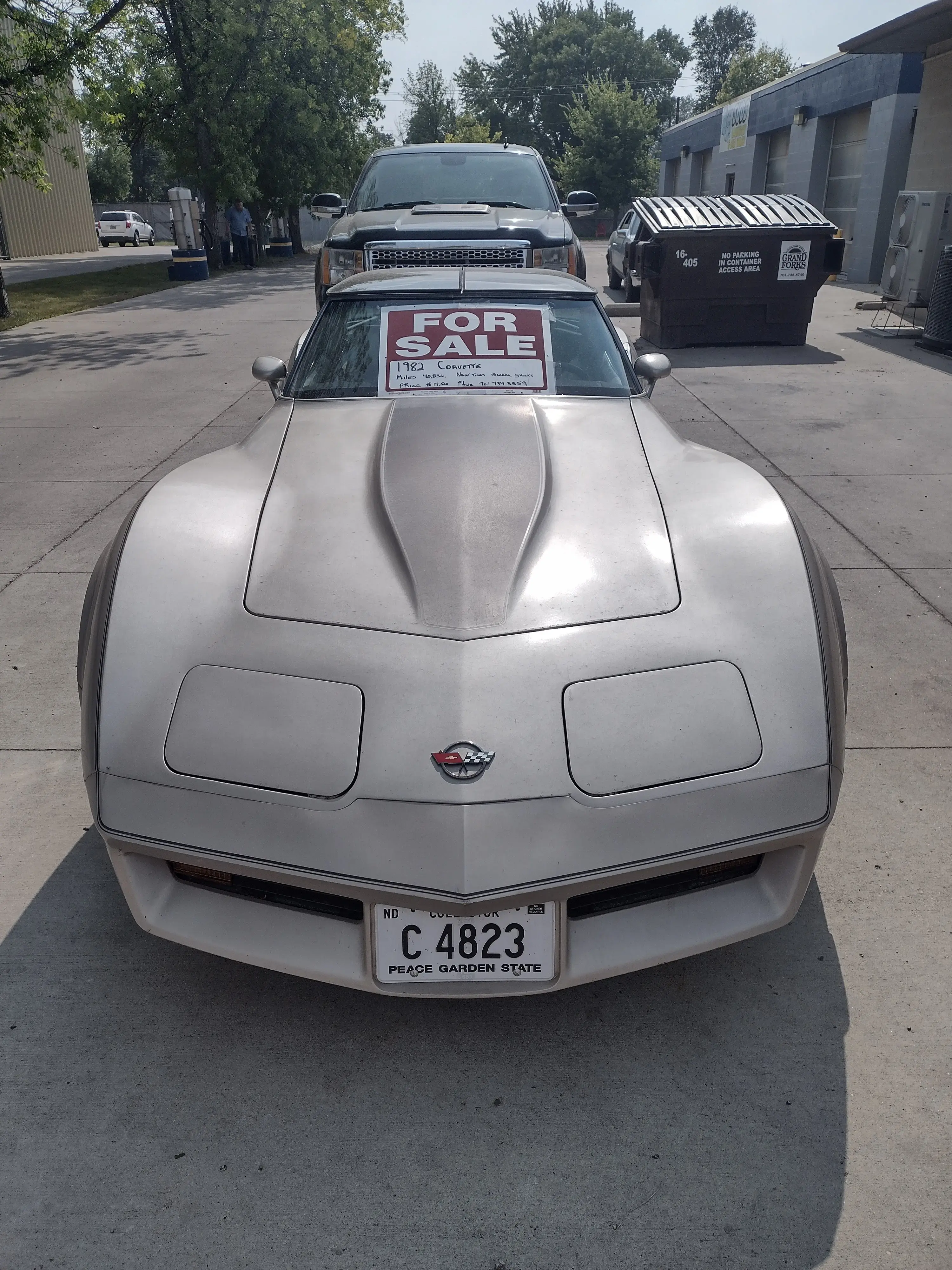 Suds Laundry & Car Wash - Image 2