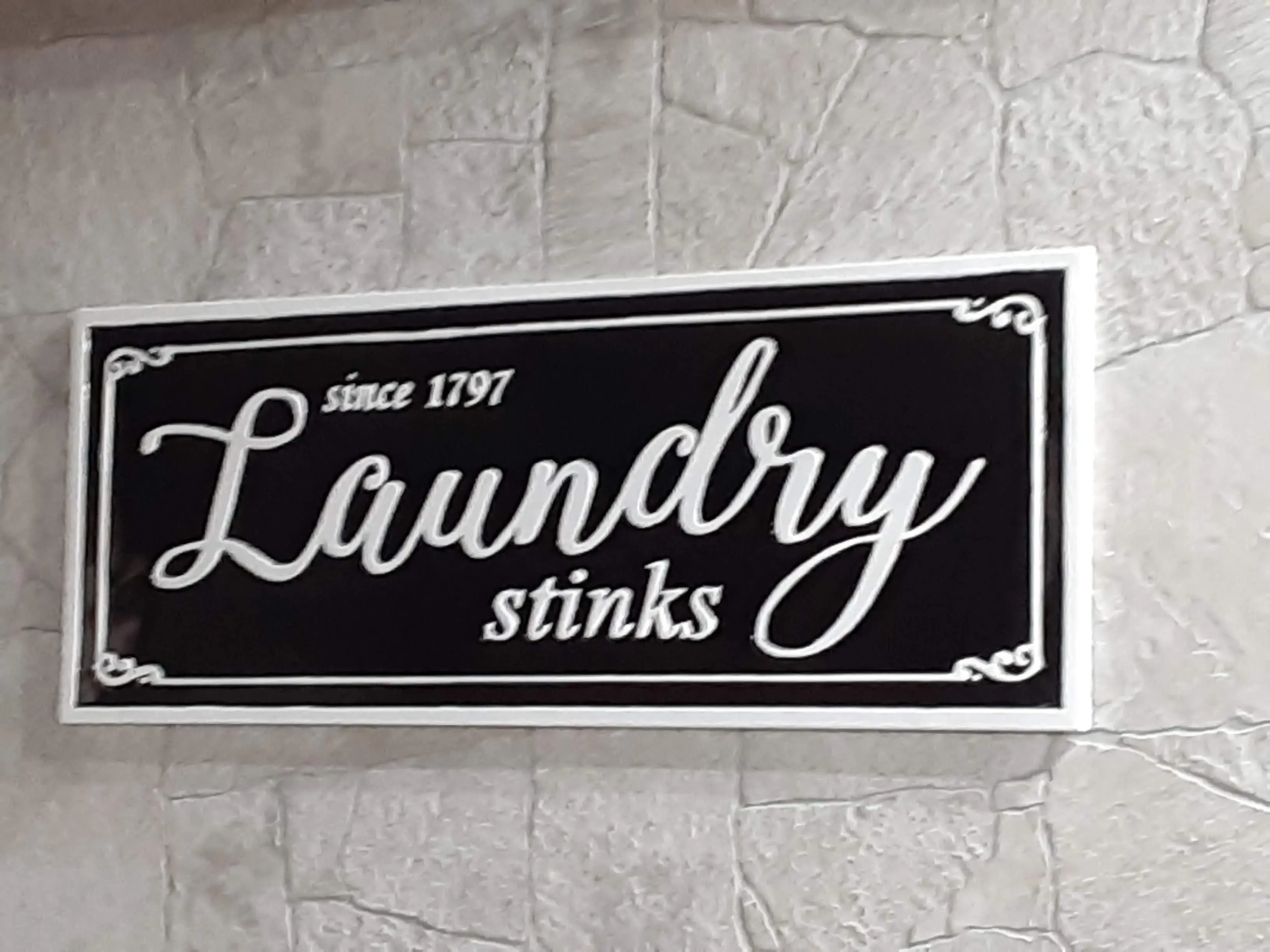 Suds Laundry thumbnail 11