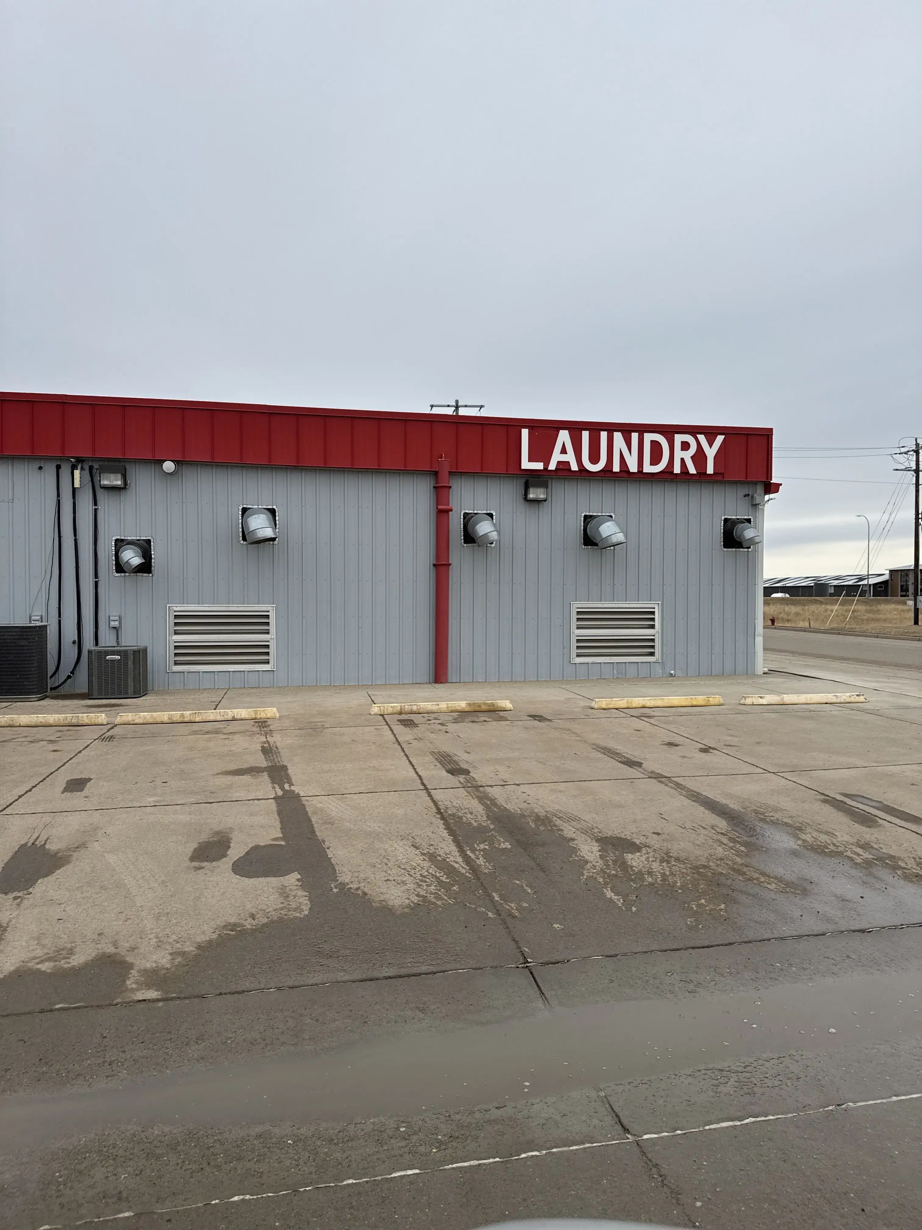 Suds Laundry - Image 5