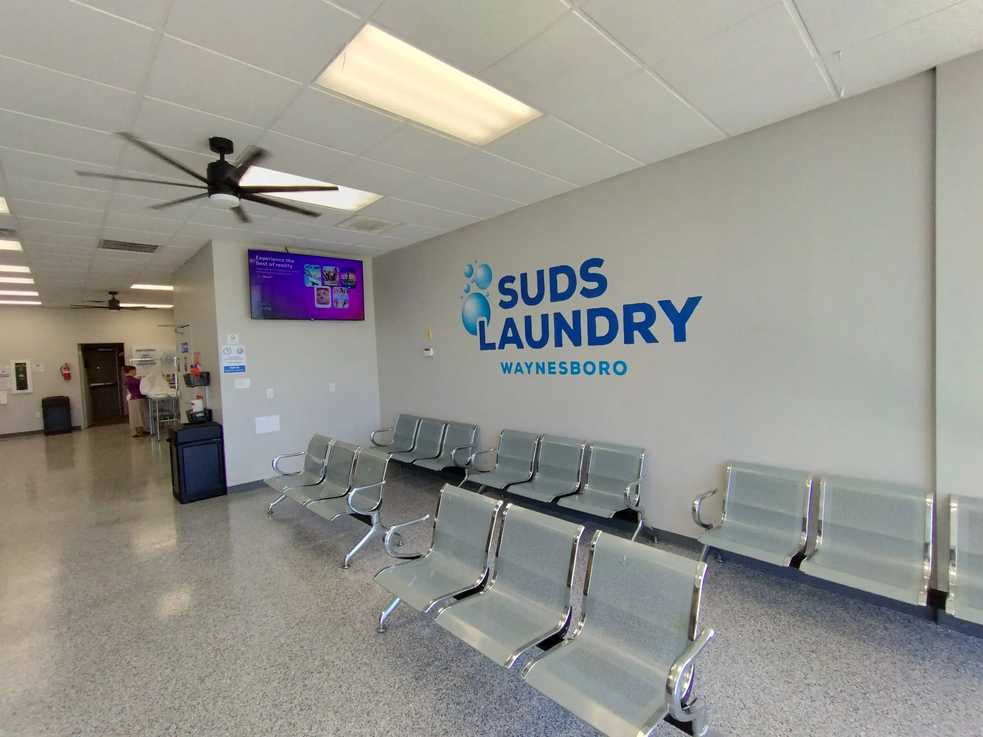 Suds Laundry - Image 19