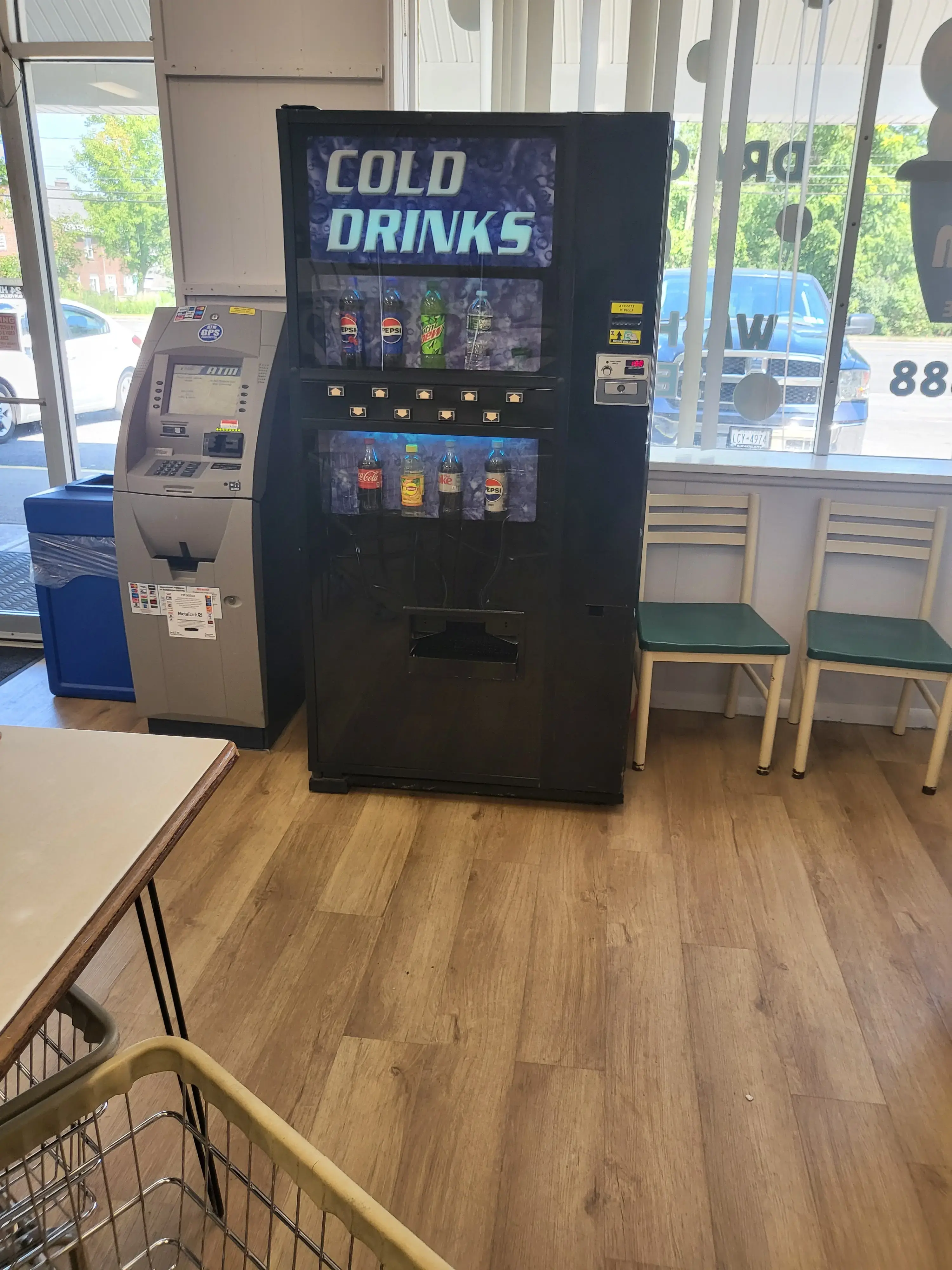Suds N Such Laundromat - Image 5