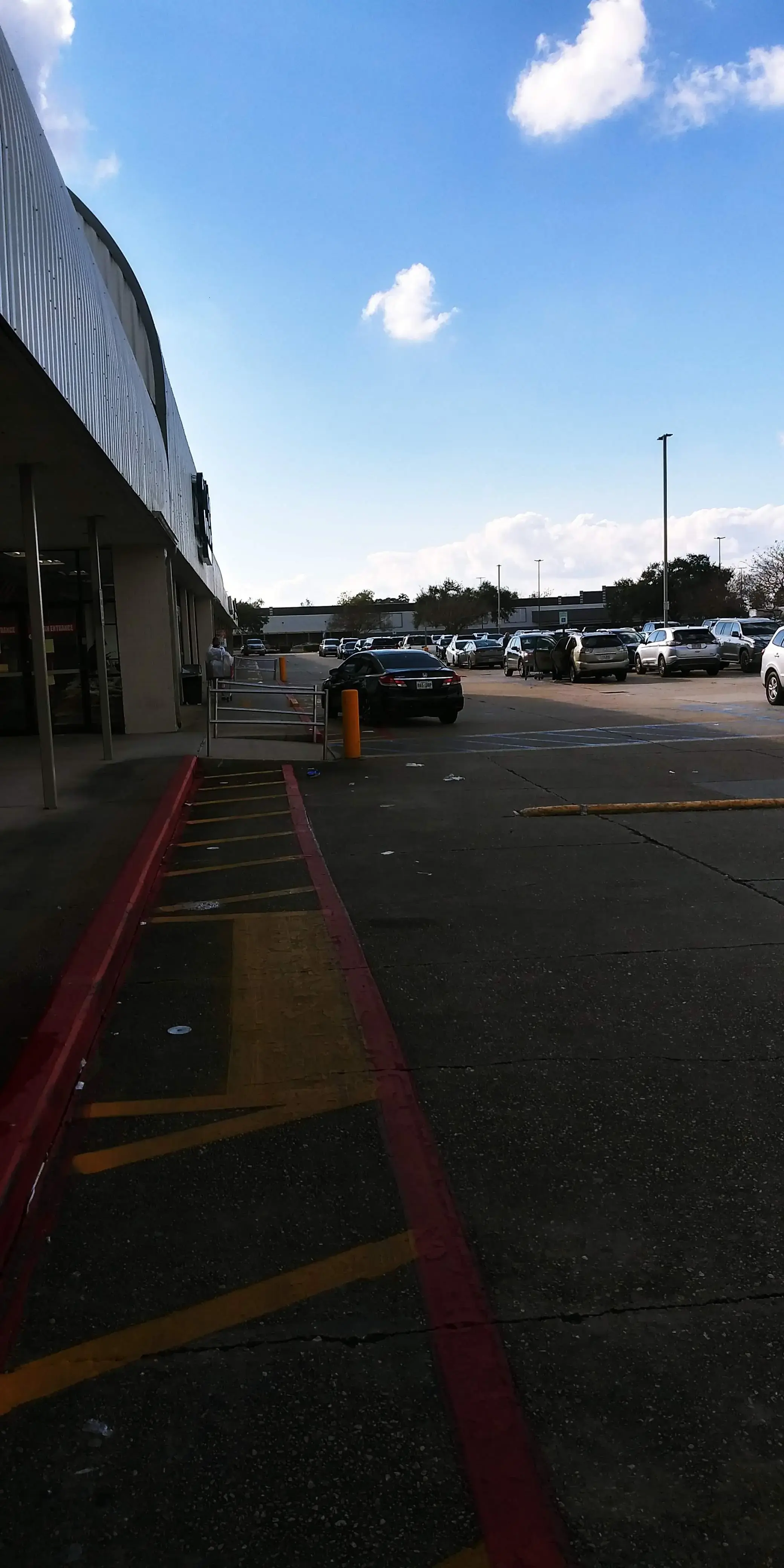 SUDS N TUBS LAUNDRY thumbnail 9