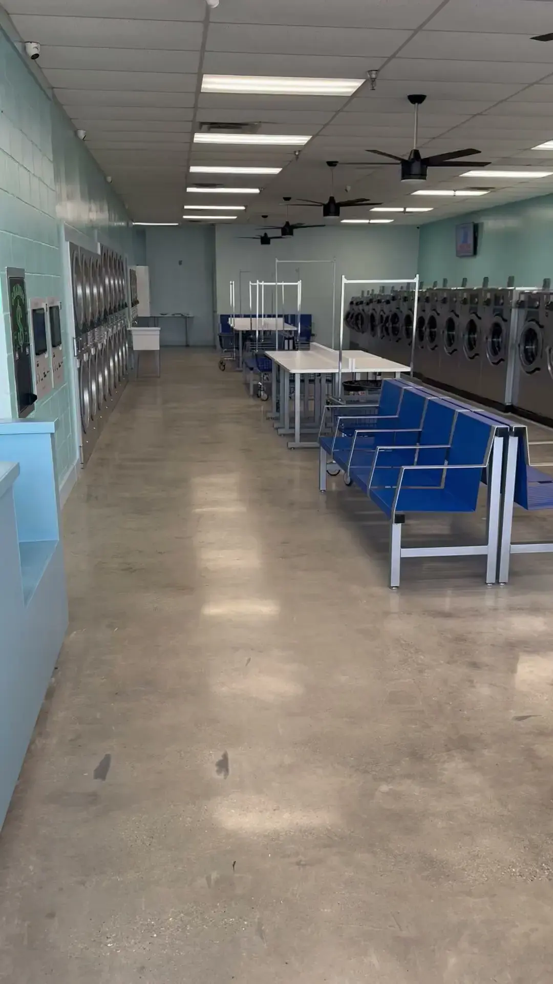 SUDS N TUBS LAUNDRY thumbnail 2