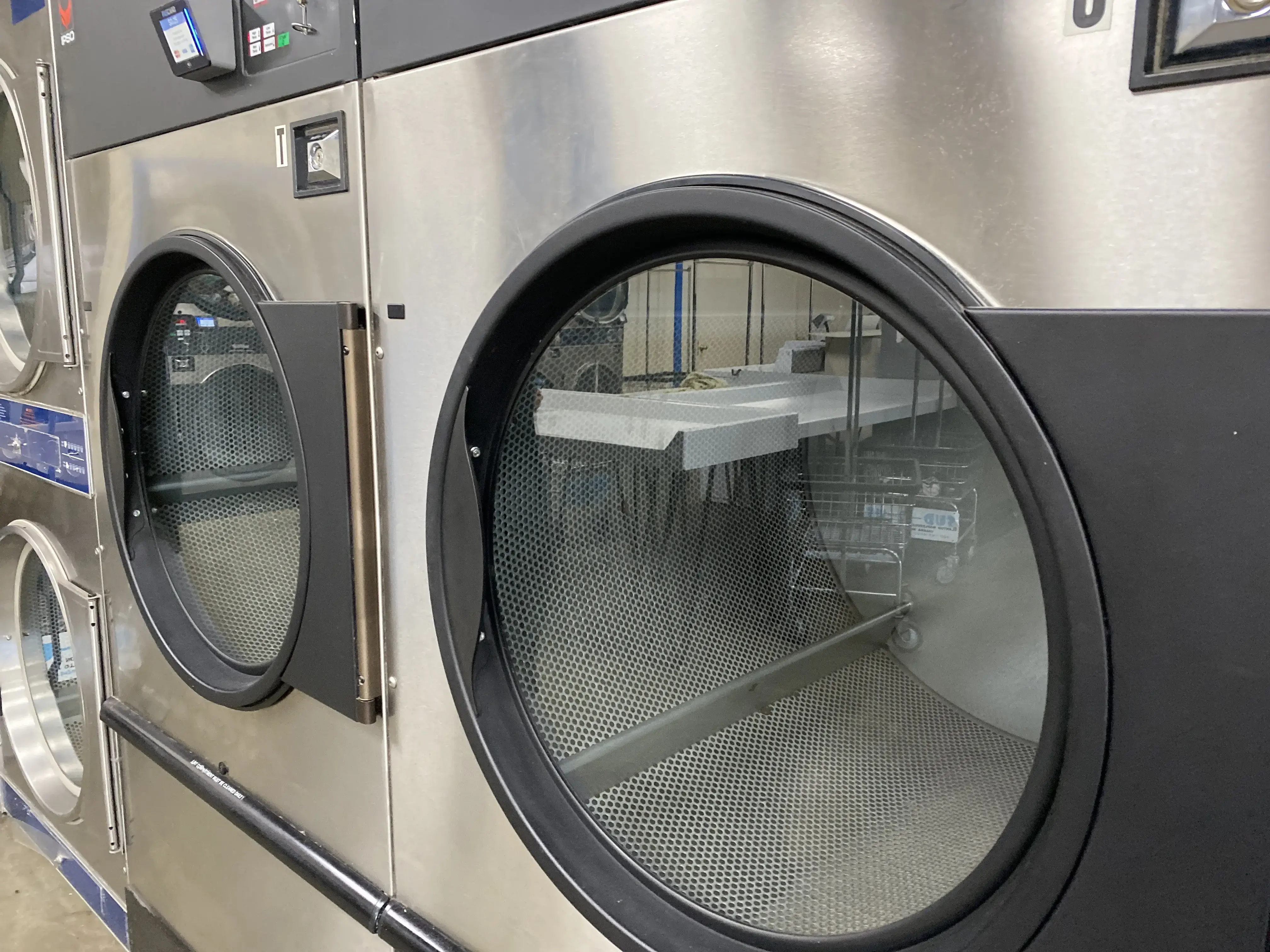 Suds-R-Us - Alabaster - Image 11