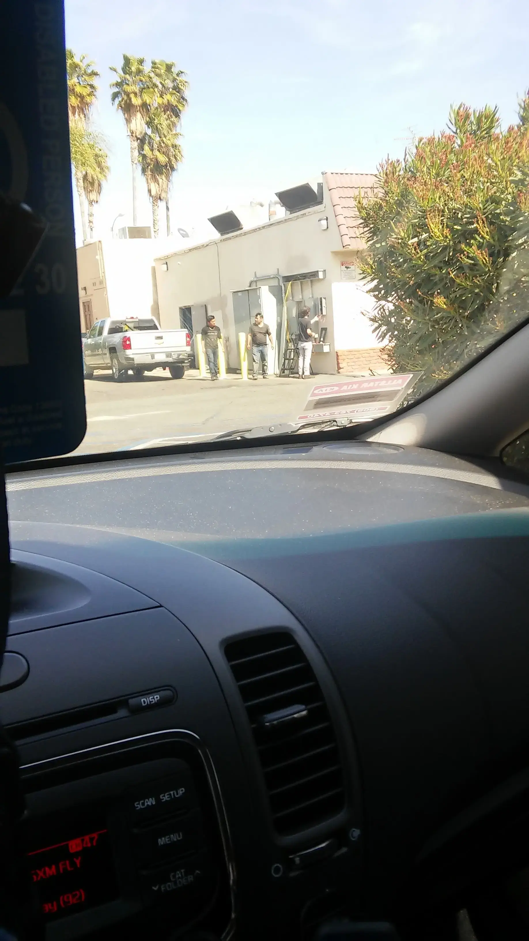 Suds R Us Coin Laundromat thumbnail 11