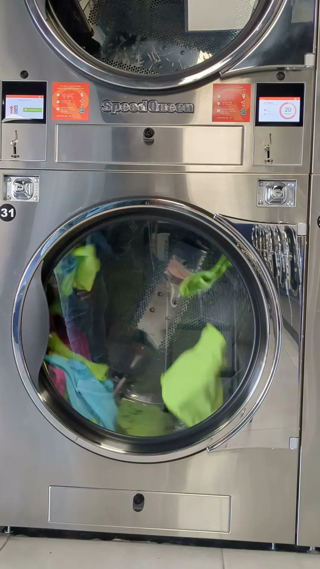 Suds R Us Laundromat - Image 13