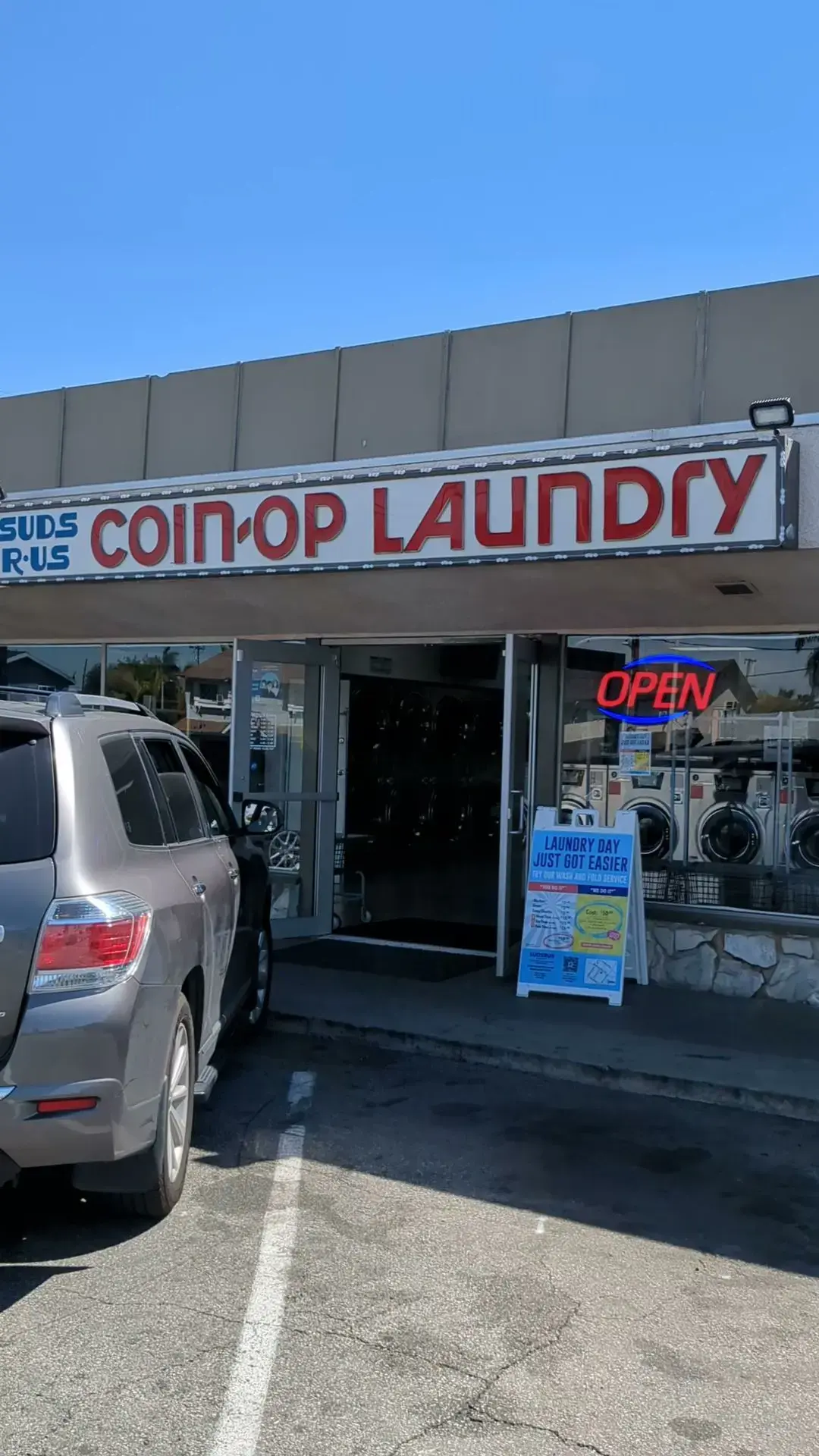 Suds R Us Laundromat thumbnail 8