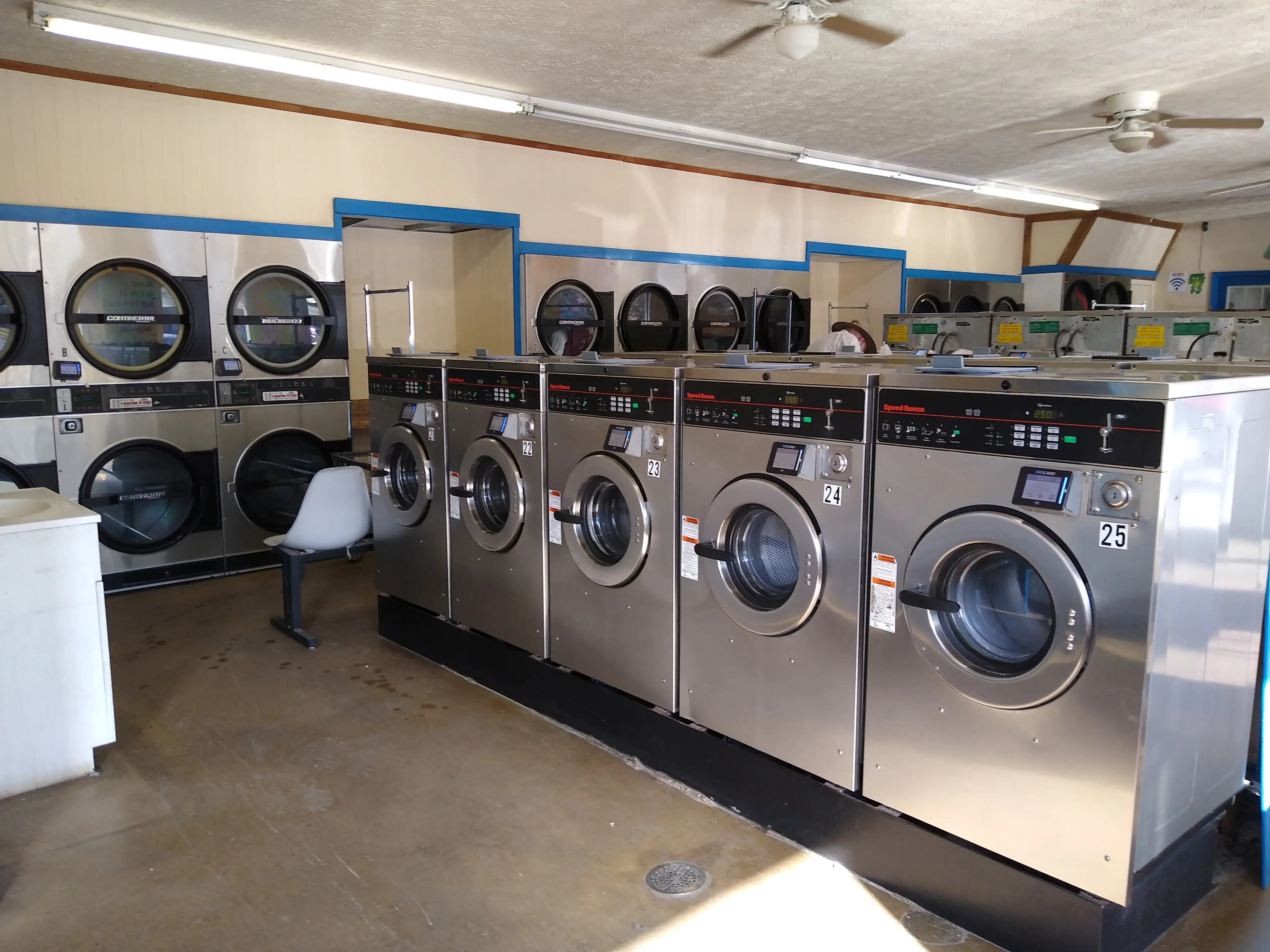 Suds-R-Us thumbnail 1