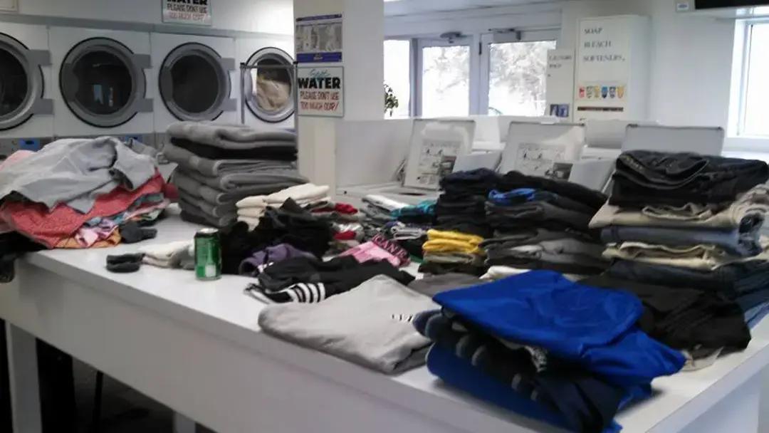 Suds Stor & More - Image 4