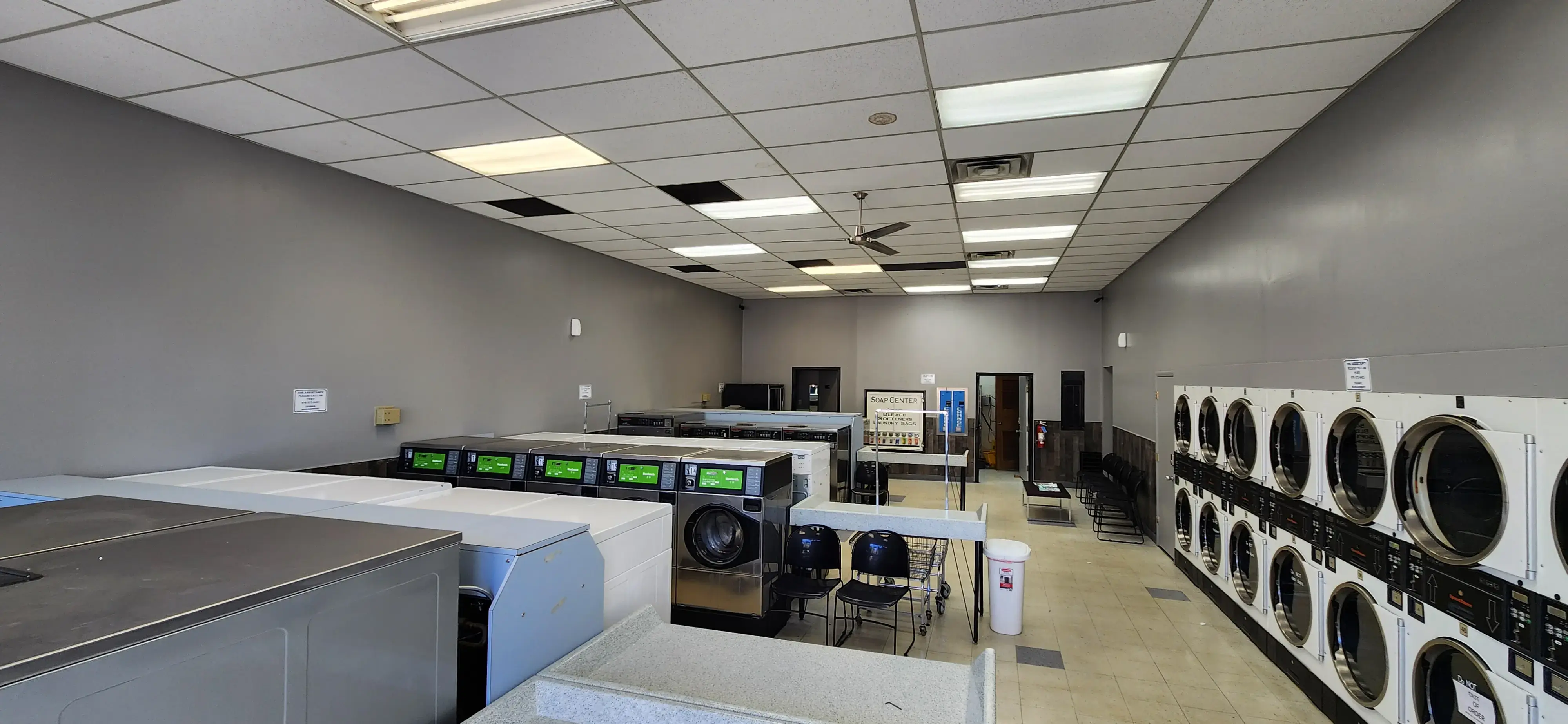 Suds Up Laundromat - Image 9