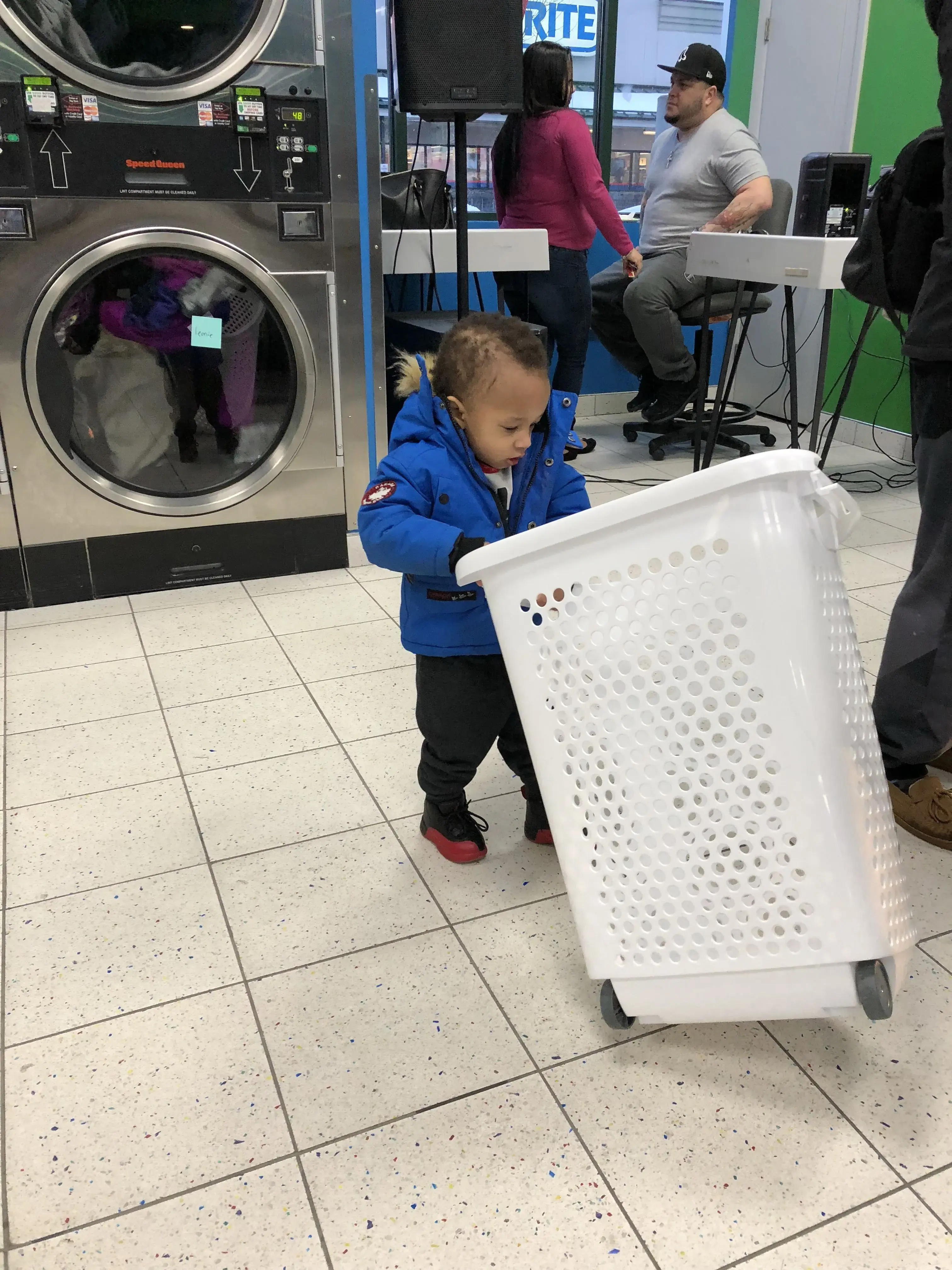 Suds Up Laundromat thumbnail 9