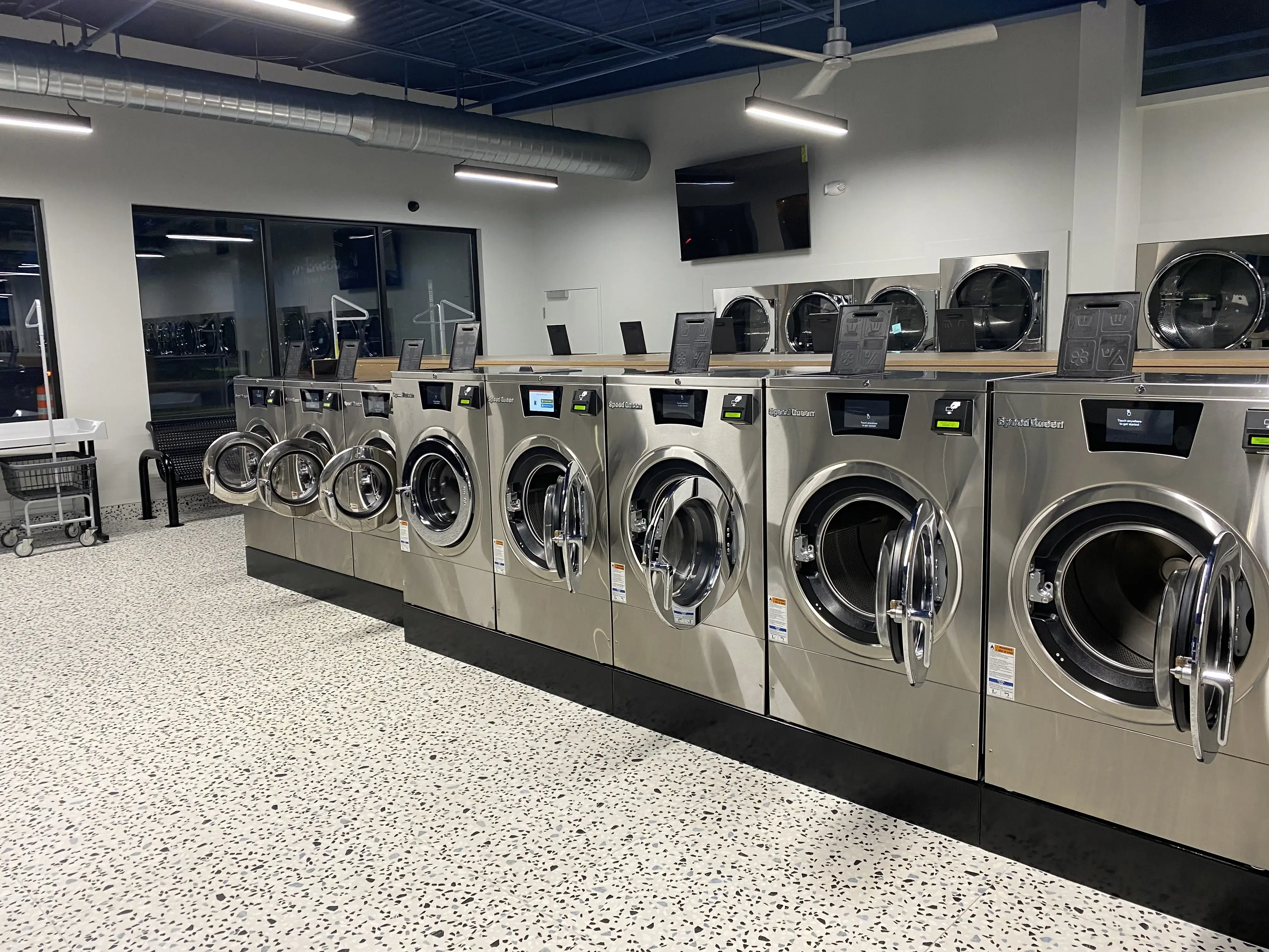 Suds Up Laundry thumbnail 19