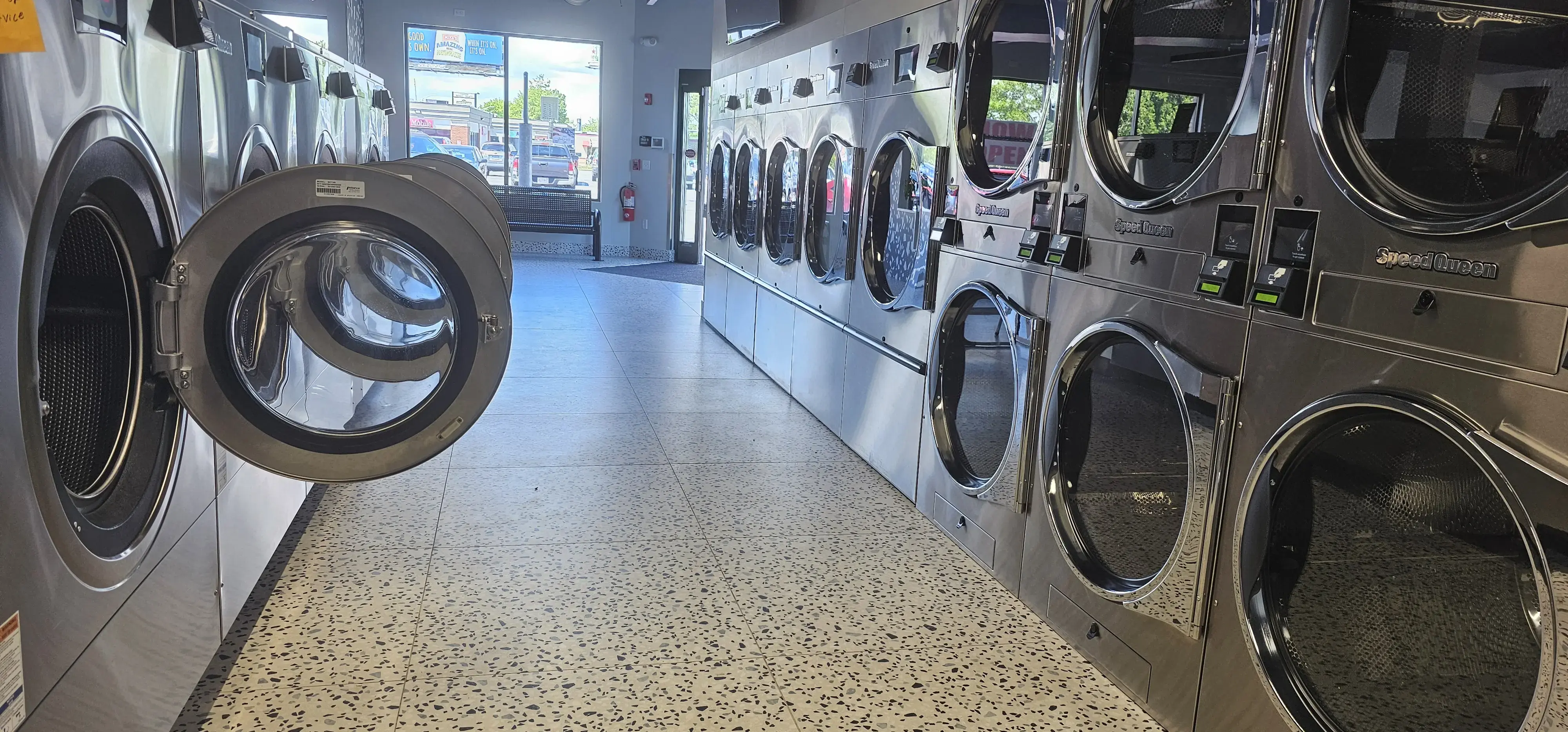 Suds Up Laundry thumbnail 17