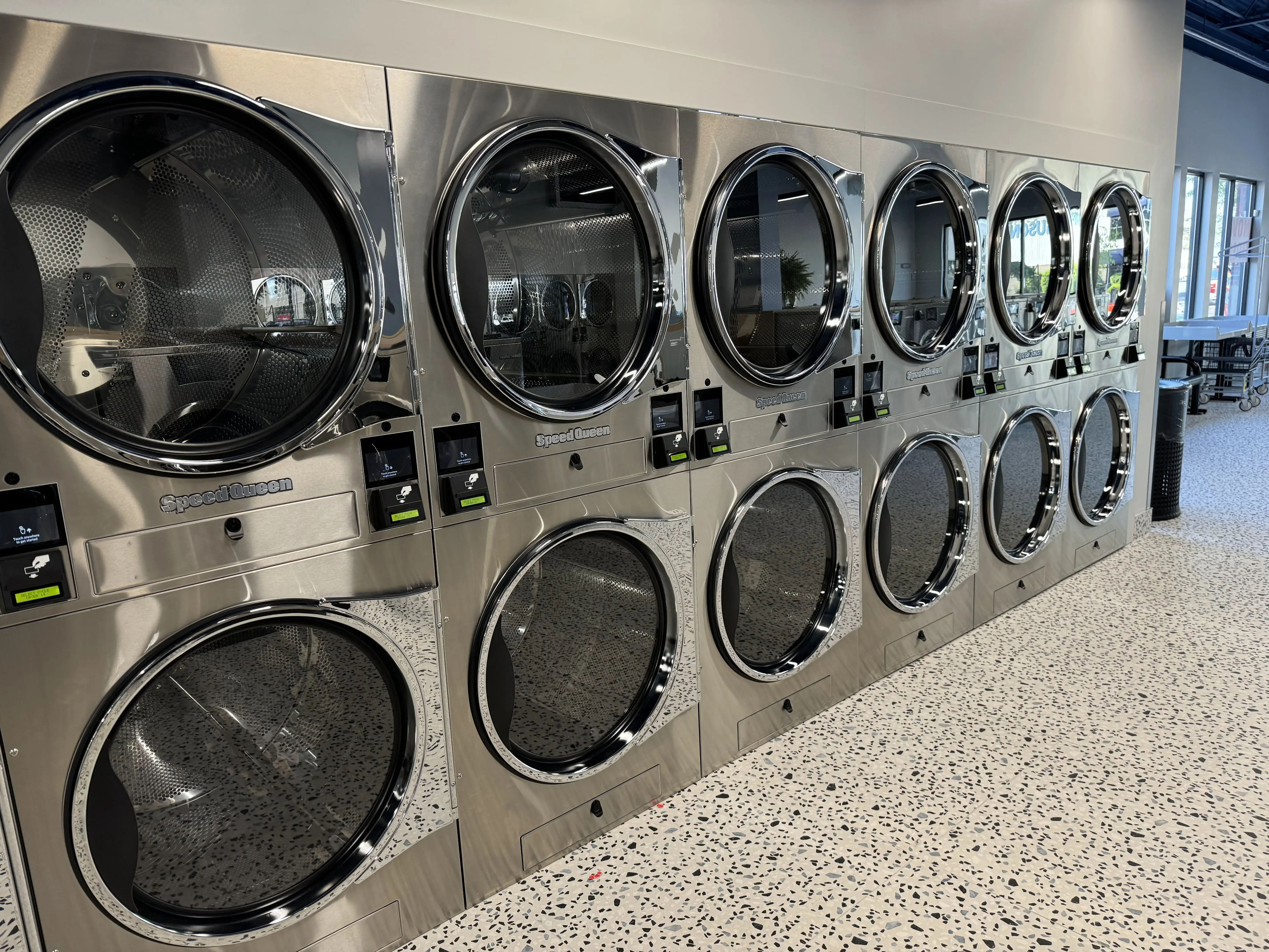 Suds Up Laundry - Image 4