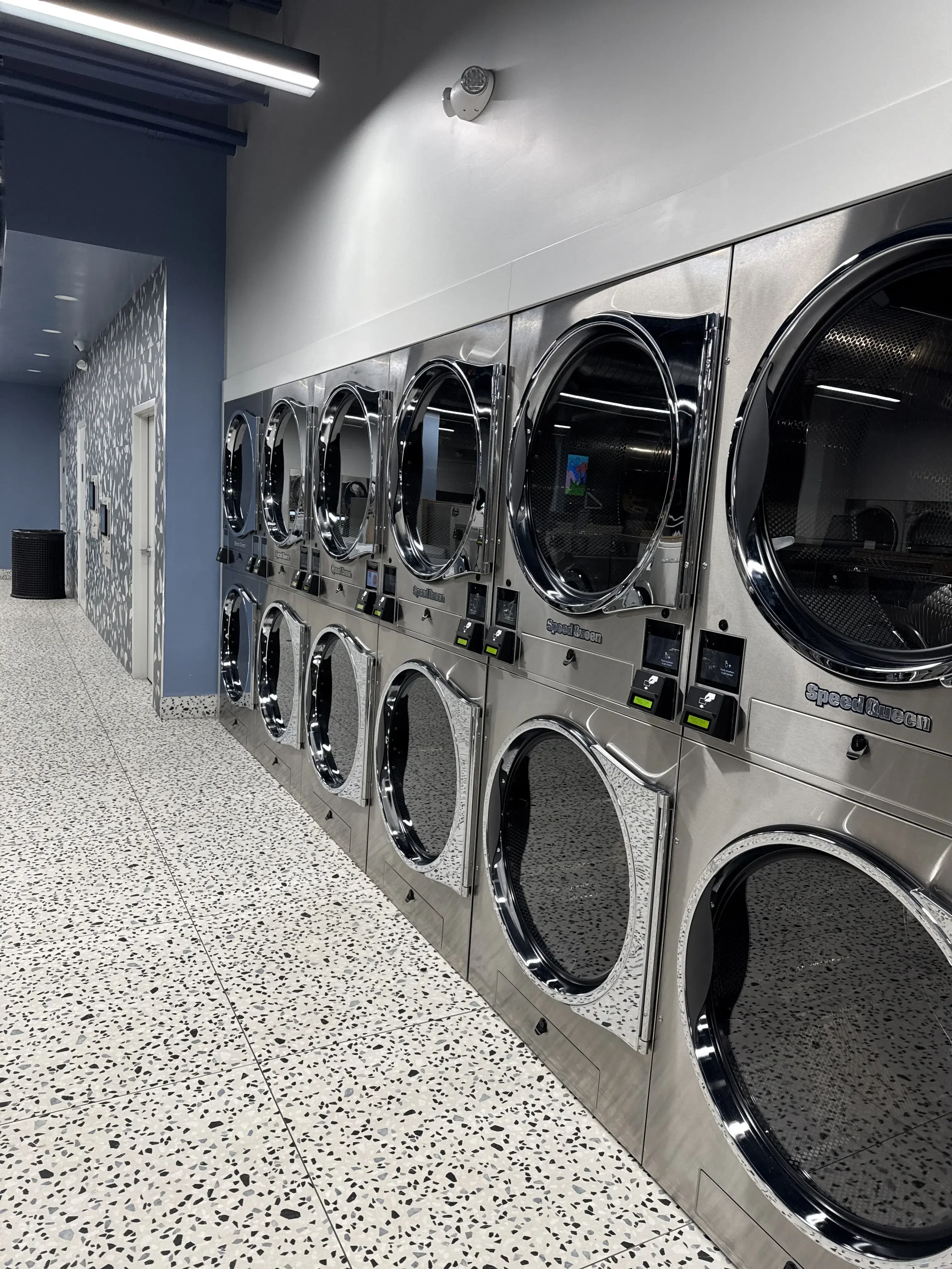 Suds Up Laundry thumbnail 14