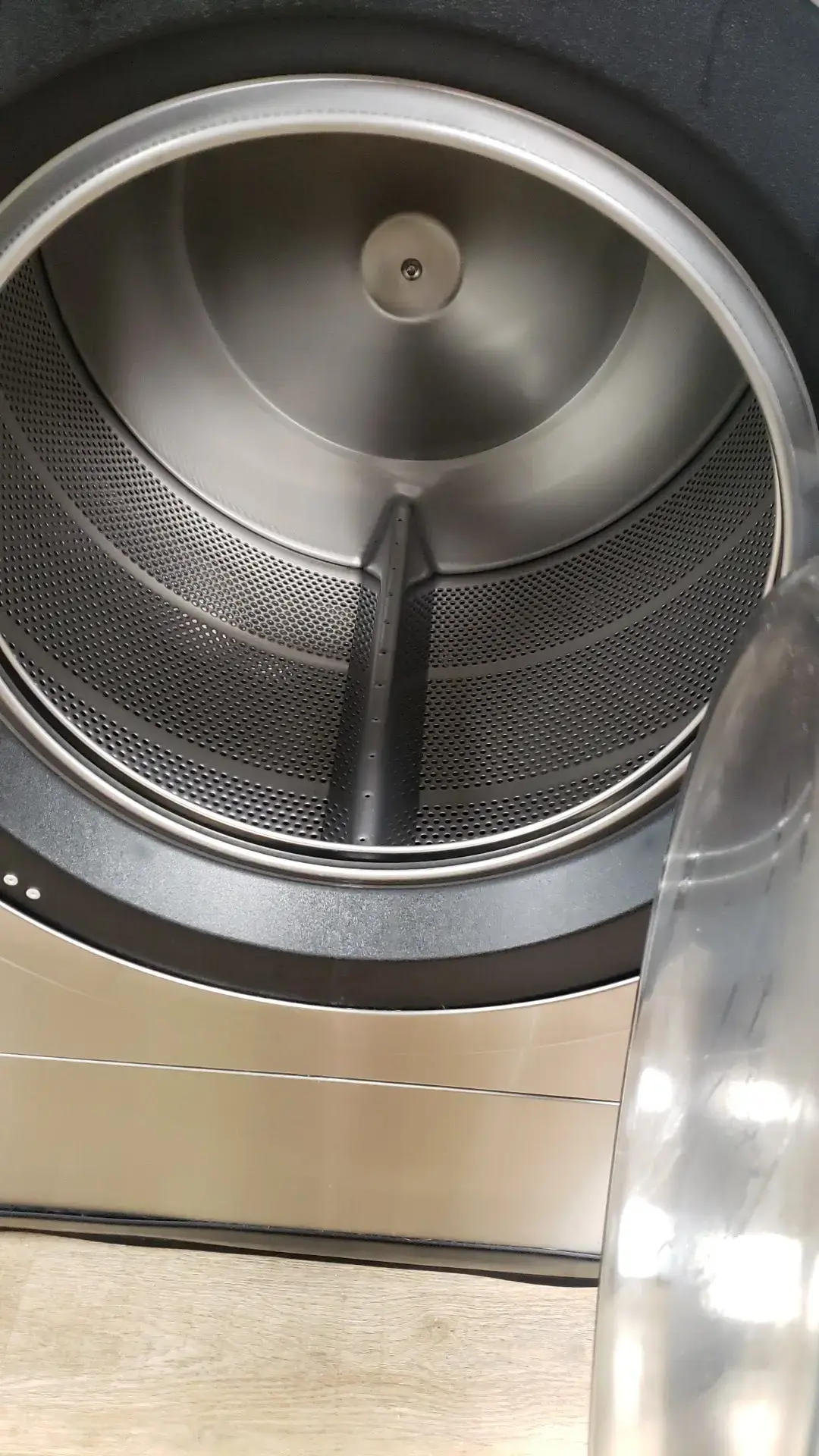 Sudsational Laundromat - Image 7