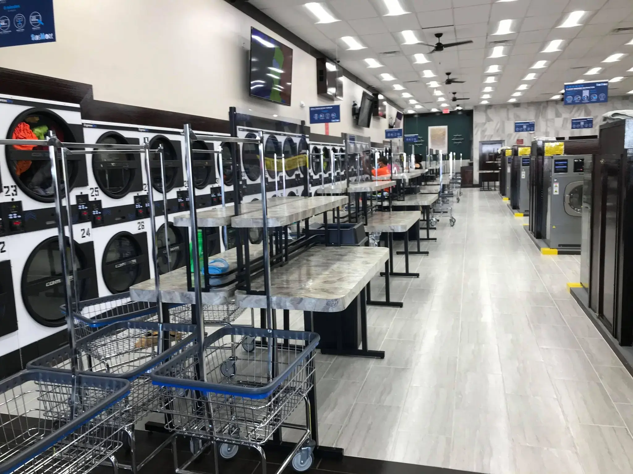 SudsMore Laundromat Alexandria - Image 12