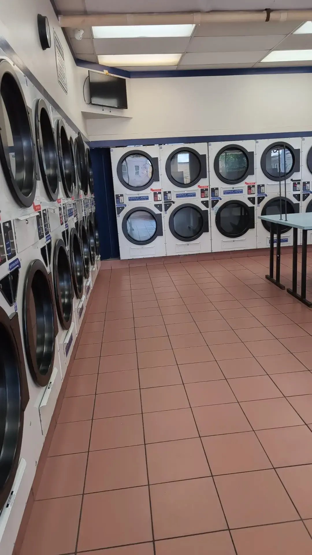 Sudsville Laundry - Image 15