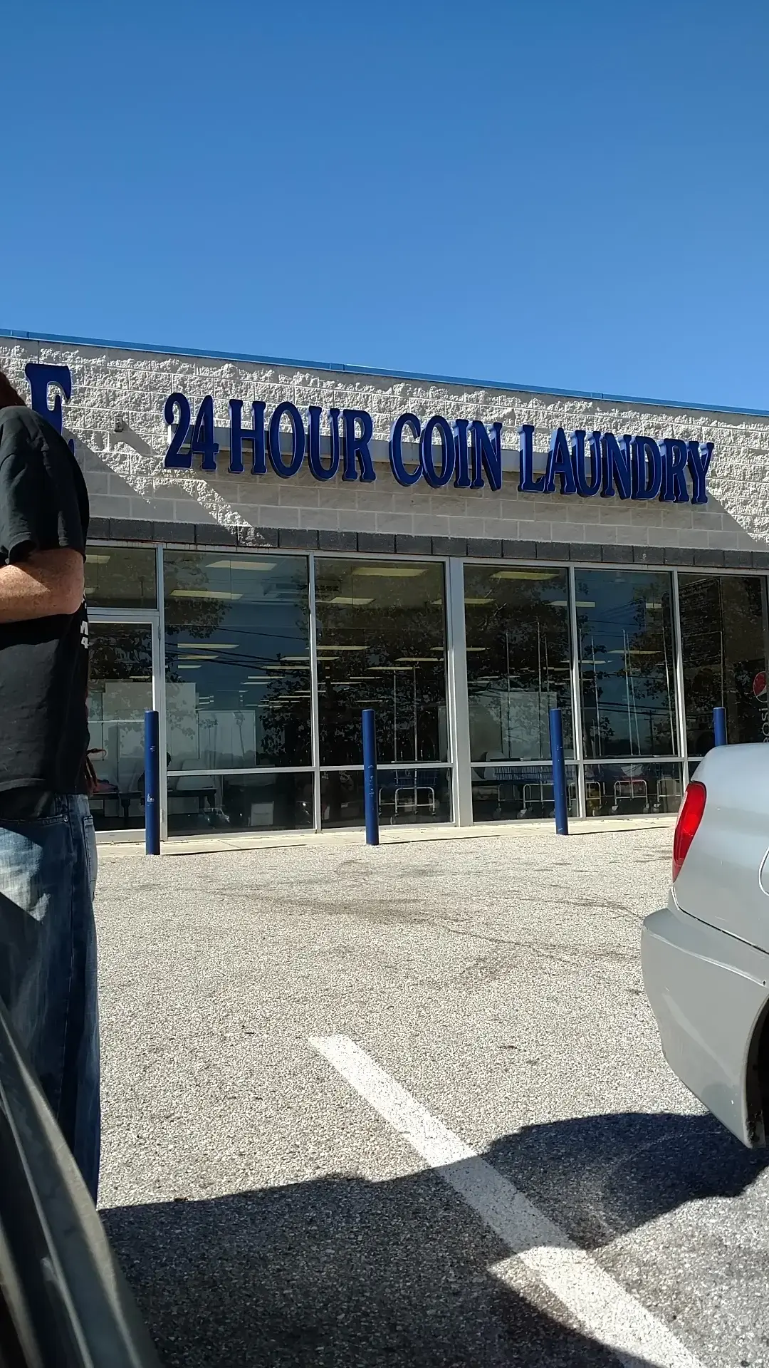 Sudsville Laundry Inc - Image 16