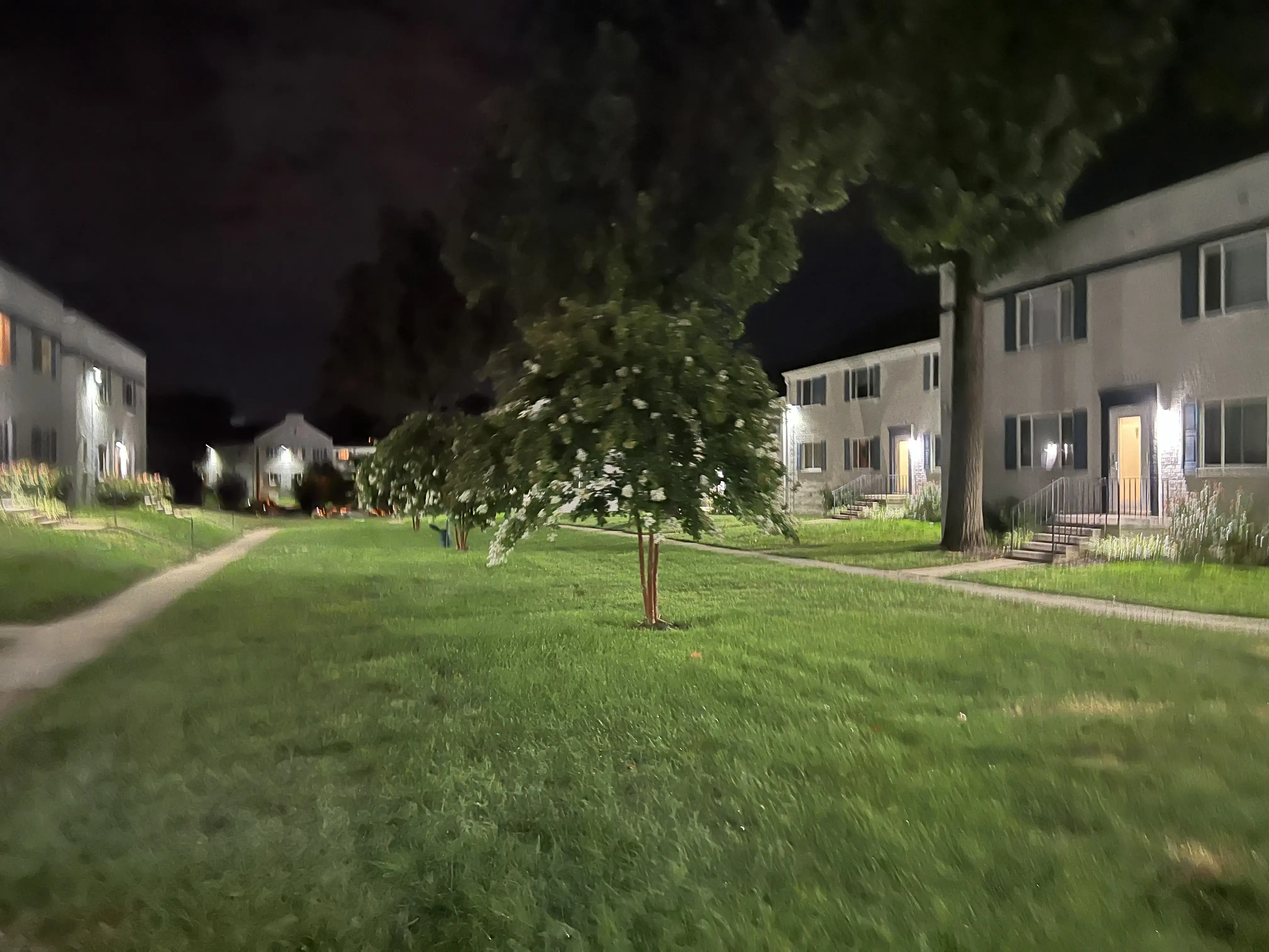 Sudsville Laundry Inc thumbnail 17