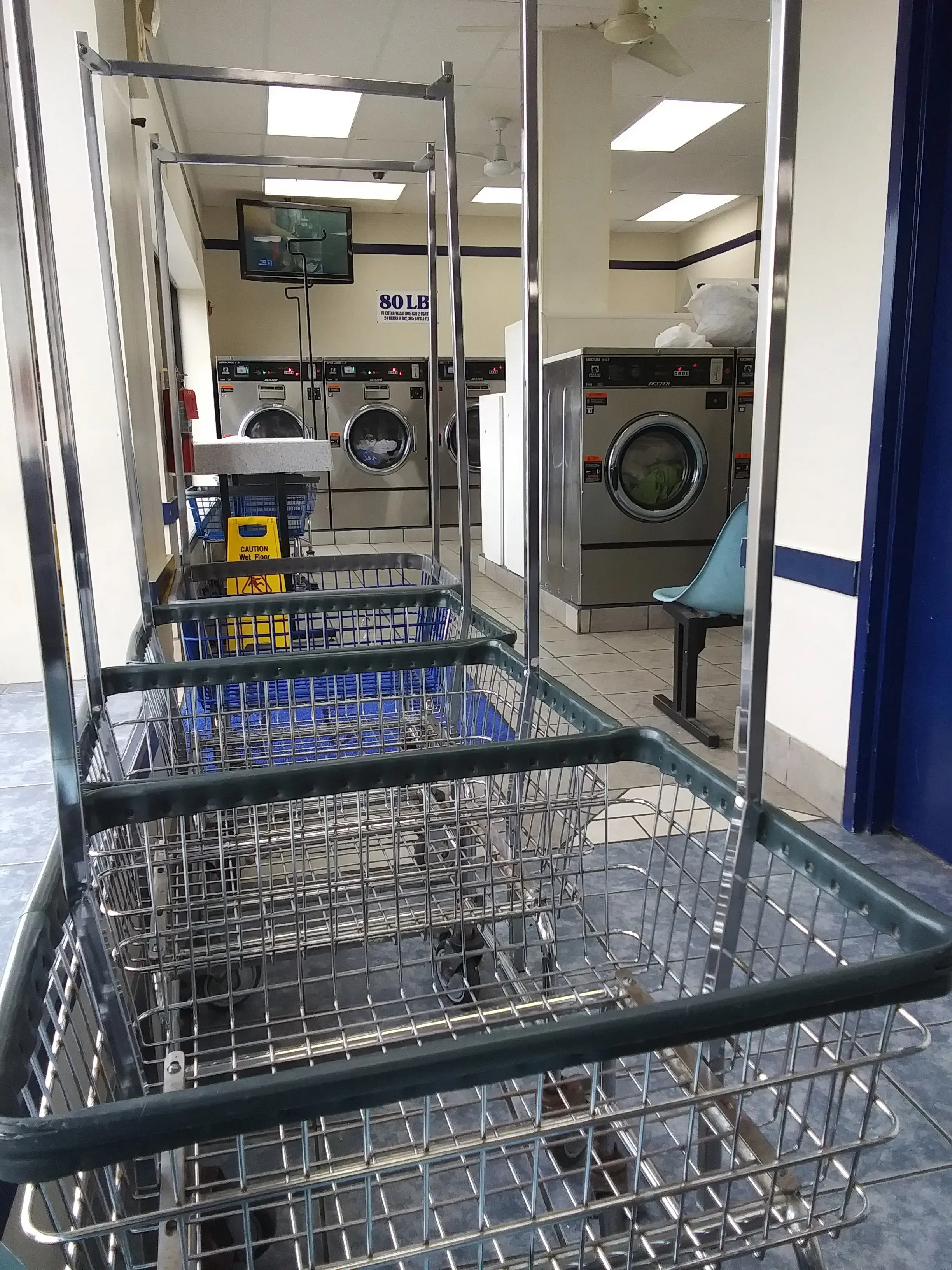 Sudsville Laundry Inc - Image 10