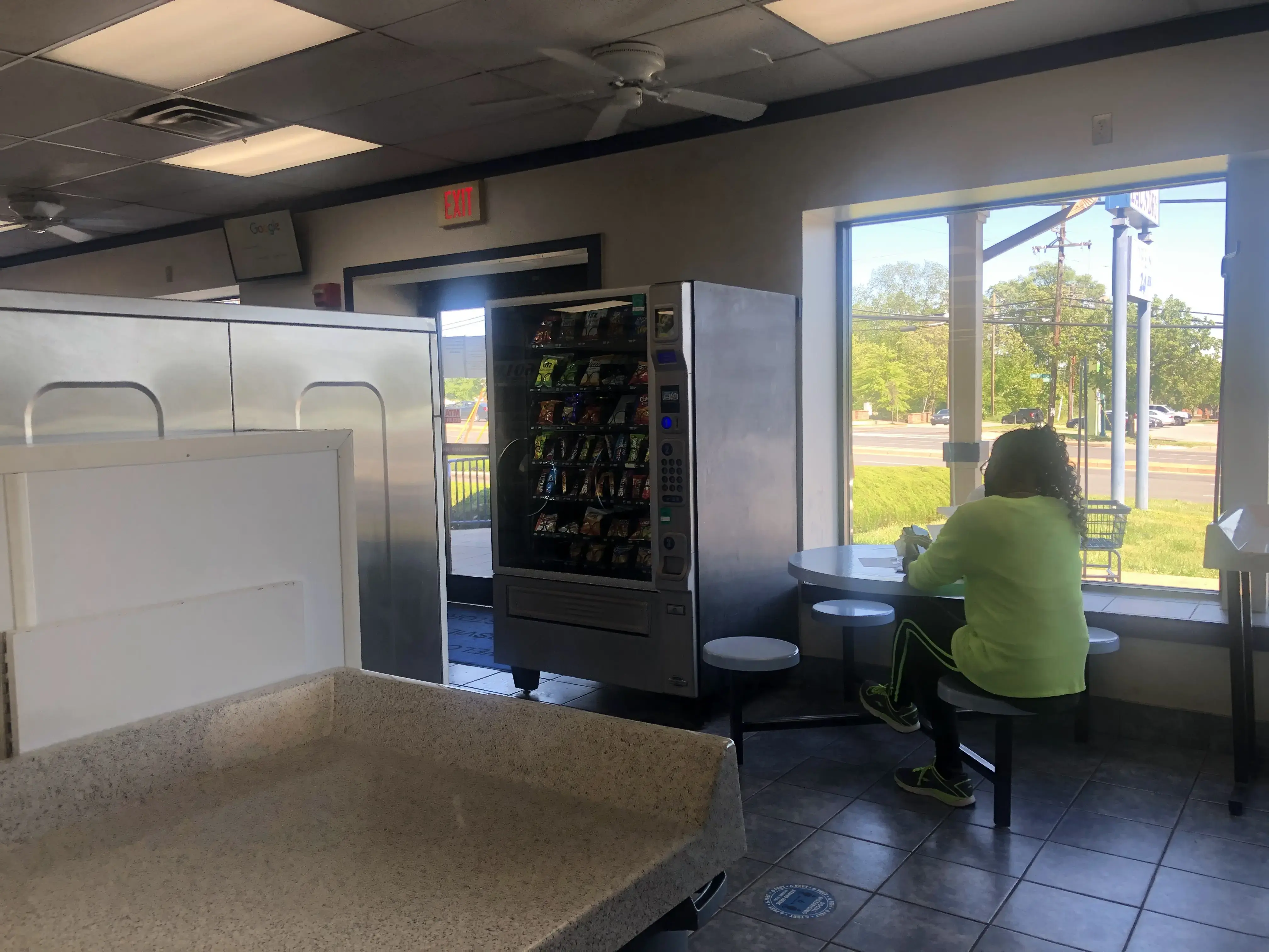 Sudsville Laundry Inc - Image 9