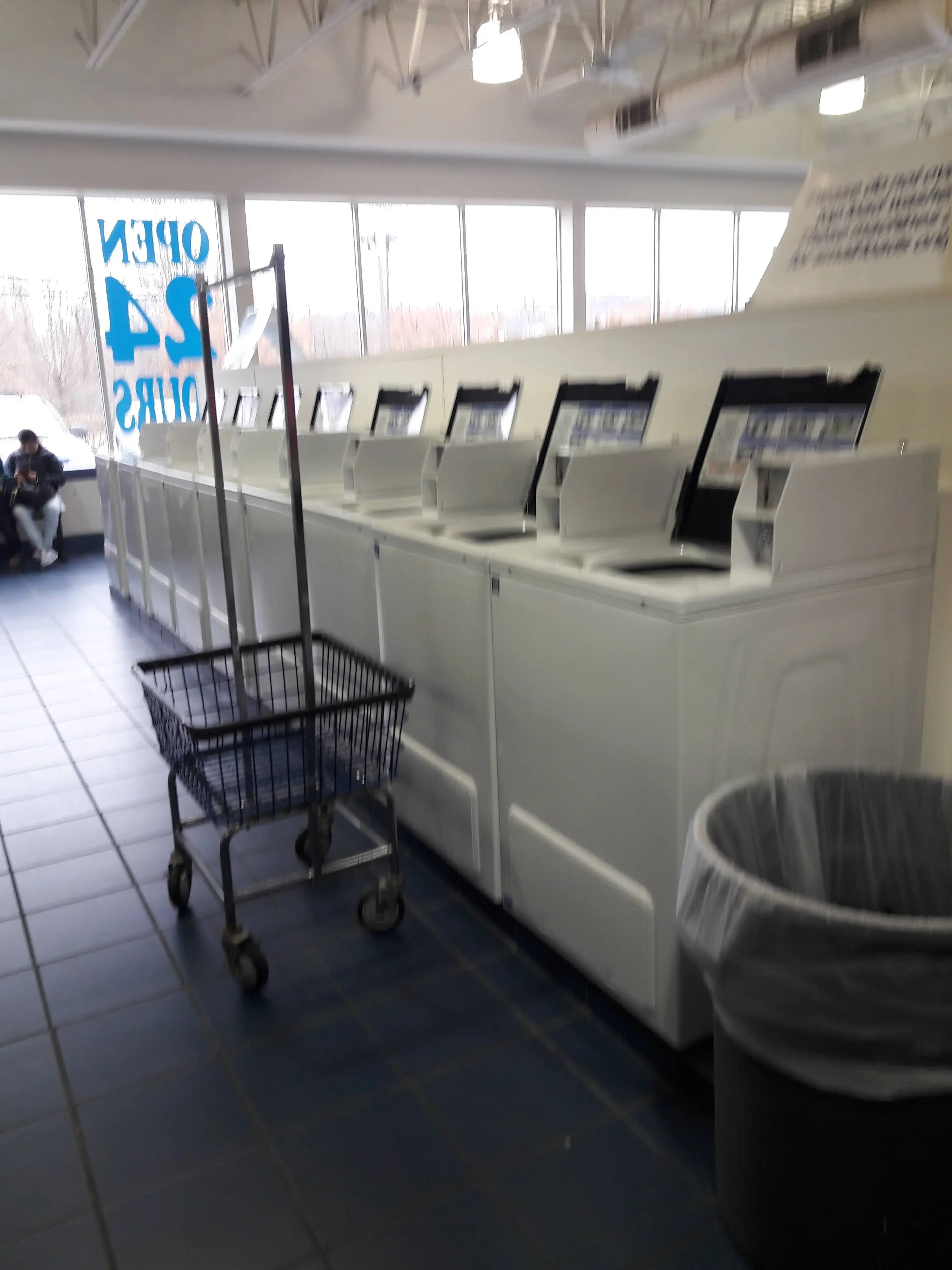 Sudsville Laundry - Image 13