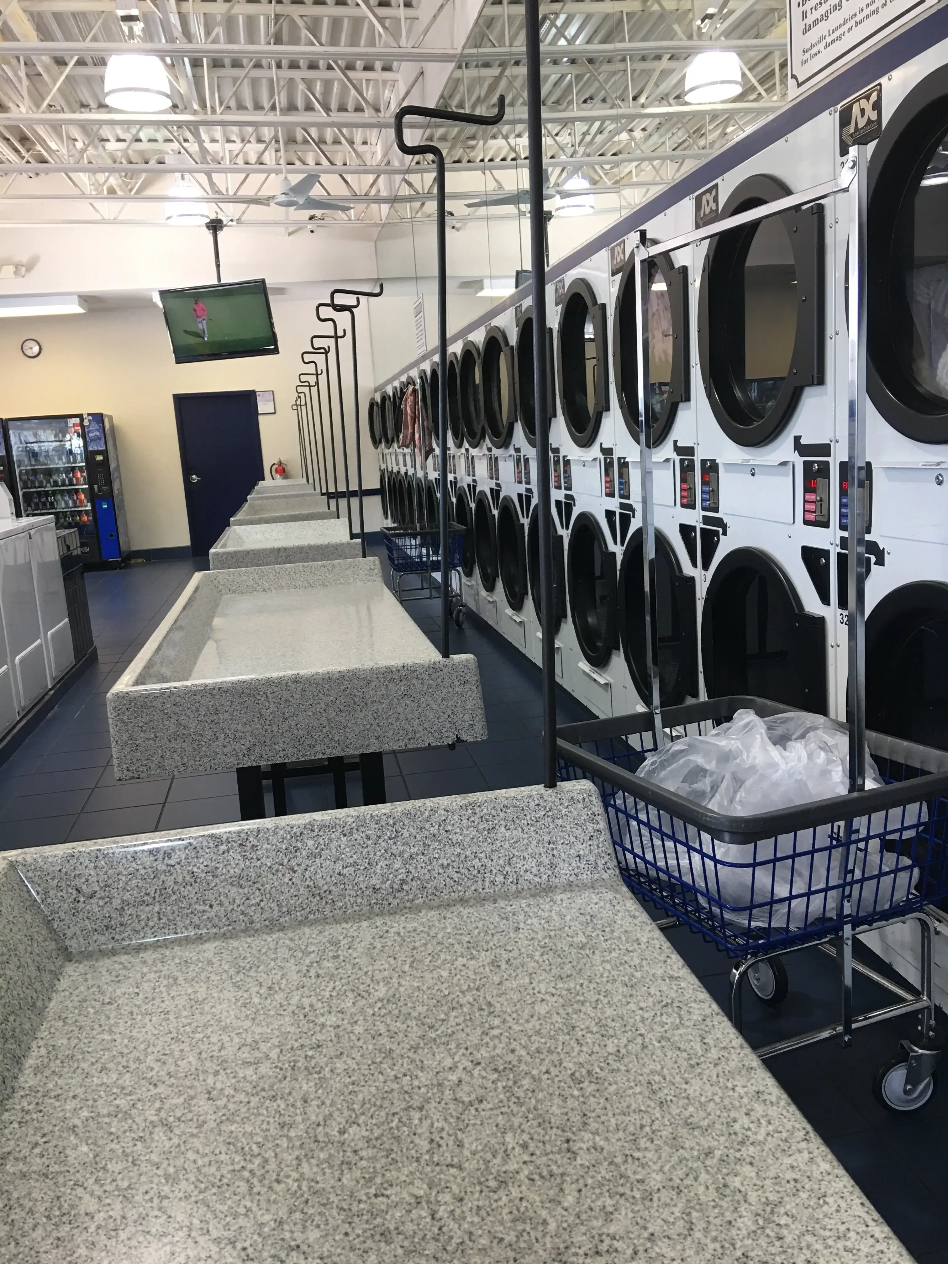 Sudsville Laundry - Image 6