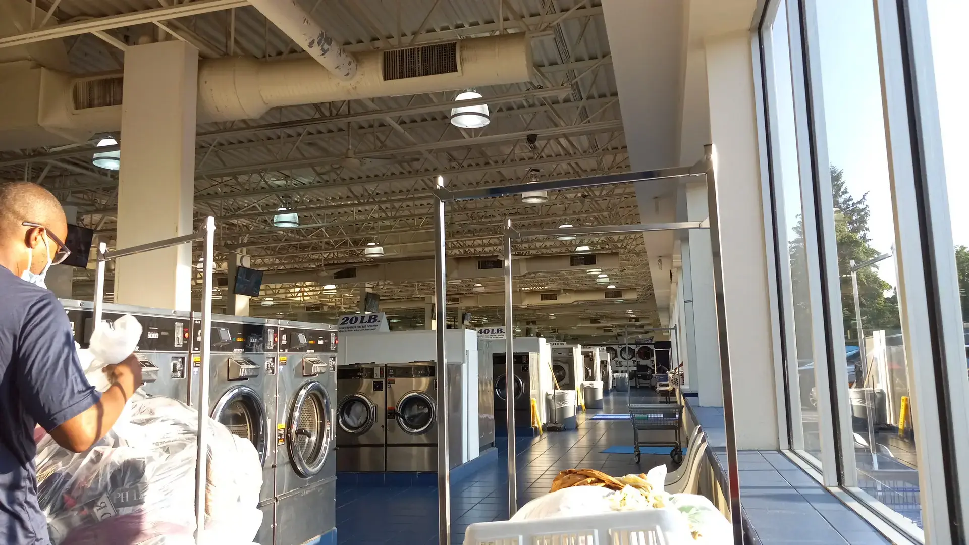 Sudsville Laundry thumbnail 1
