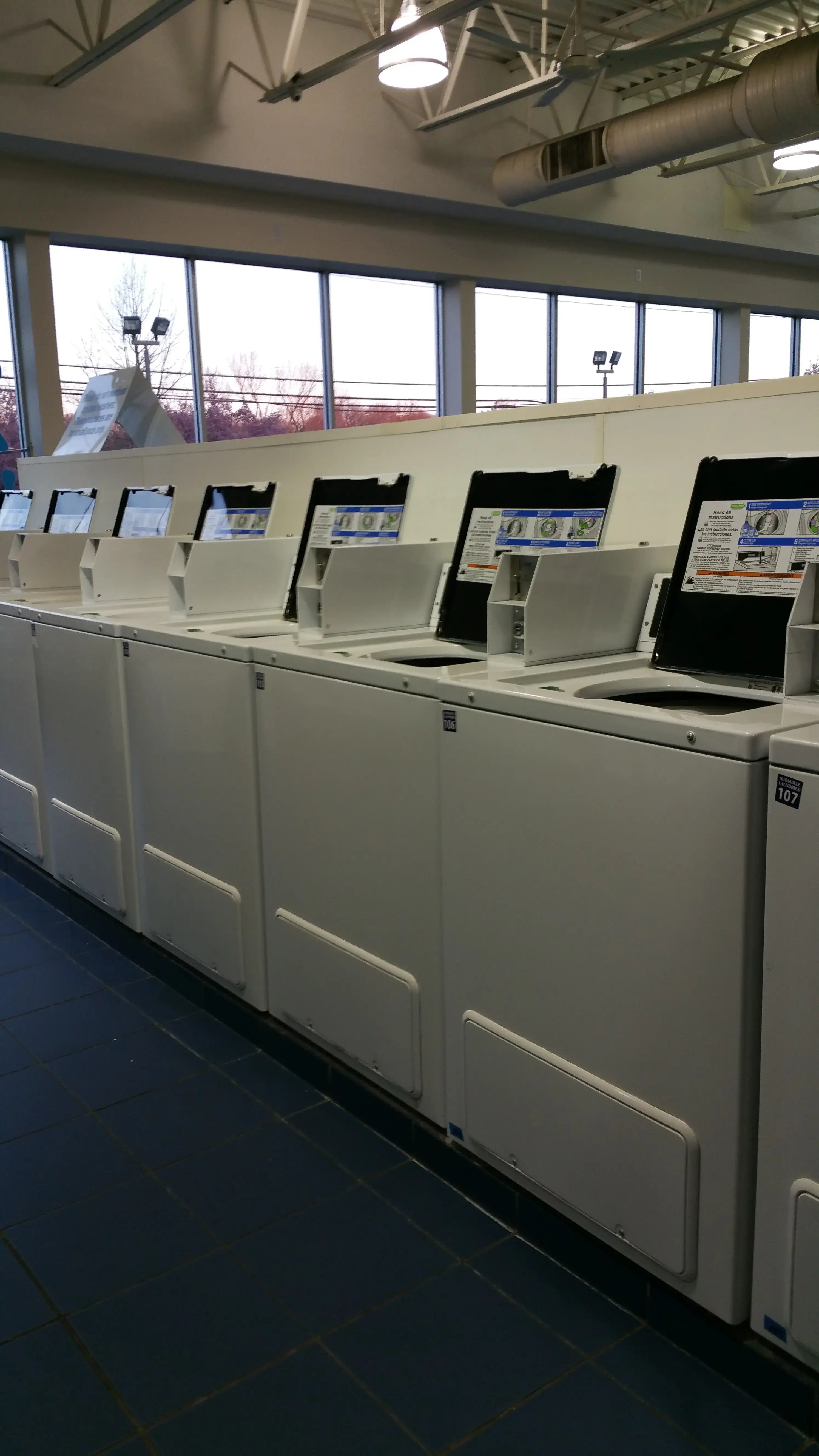 Sudsville Laundry thumbnail 14