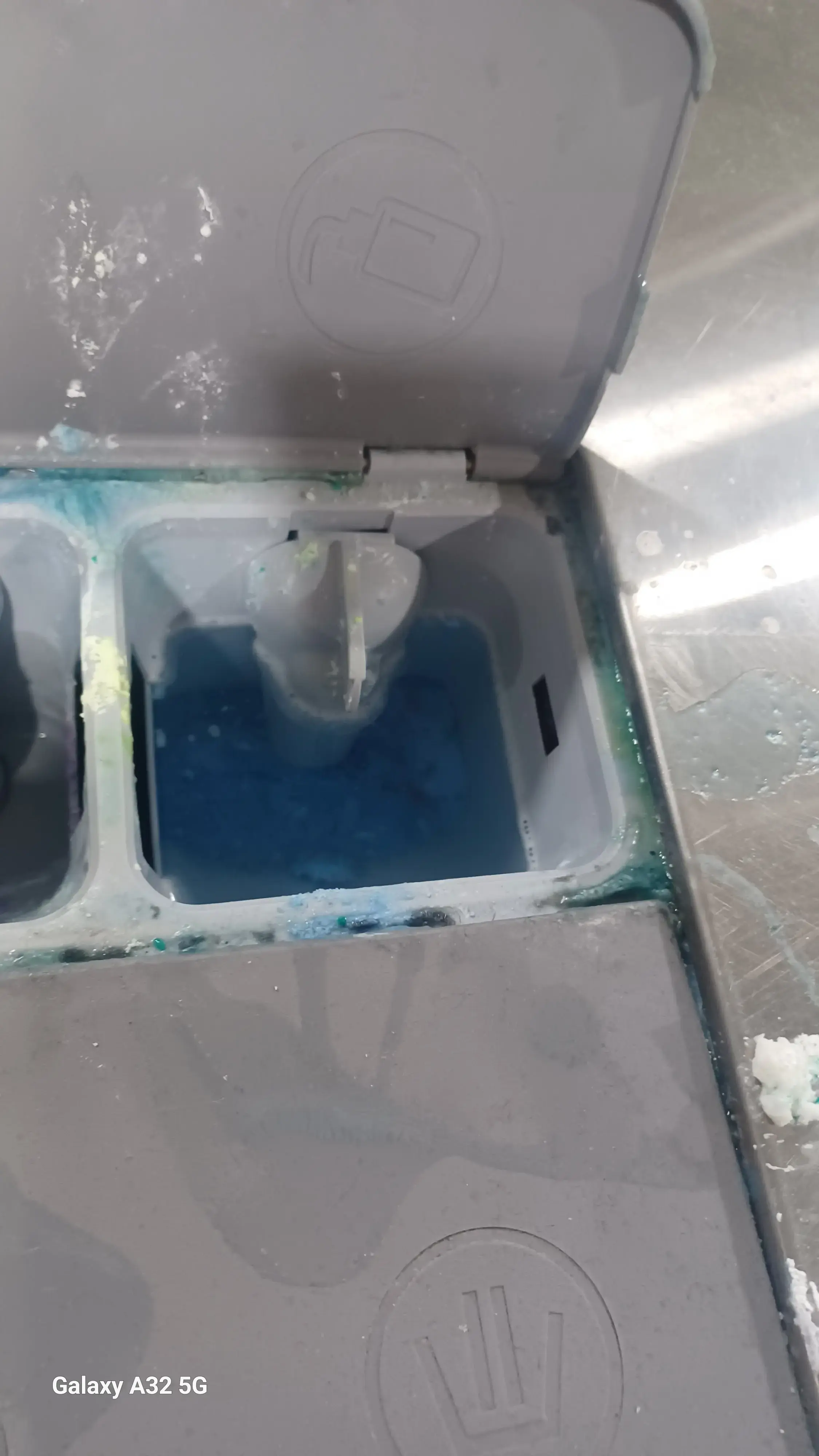 Sudsville Laundry Systems Inc thumbnail 6